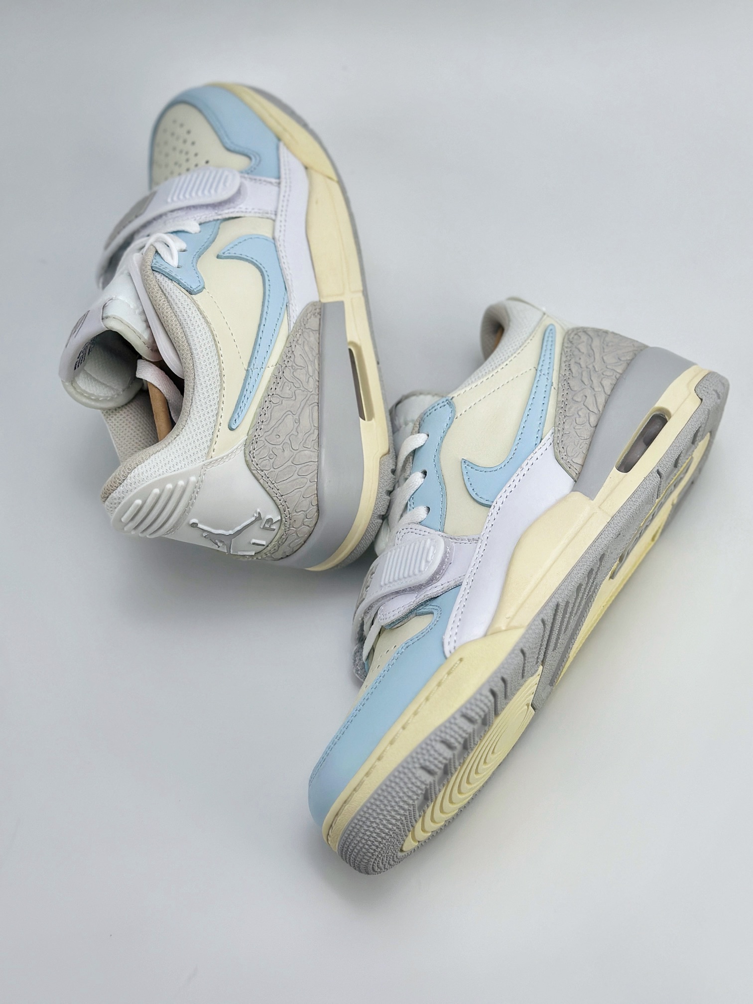 Nike Air Jordan Legacy 312 Low 811制造 浪屿来信 奶黄蓝 HJ3483-101