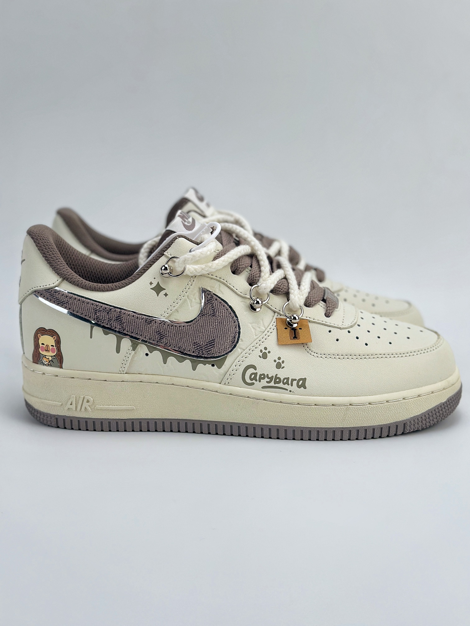 Nike Air Force 1 Low 07 x Louis Vuitton 白棕涂鸦绑带 LV0506-990