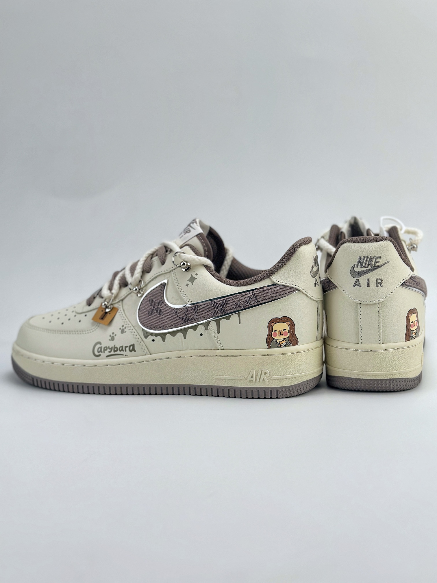 Nike Air Force 1 Low 07 x Louis Vuitton 白棕涂鸦绑带 LV0506-990