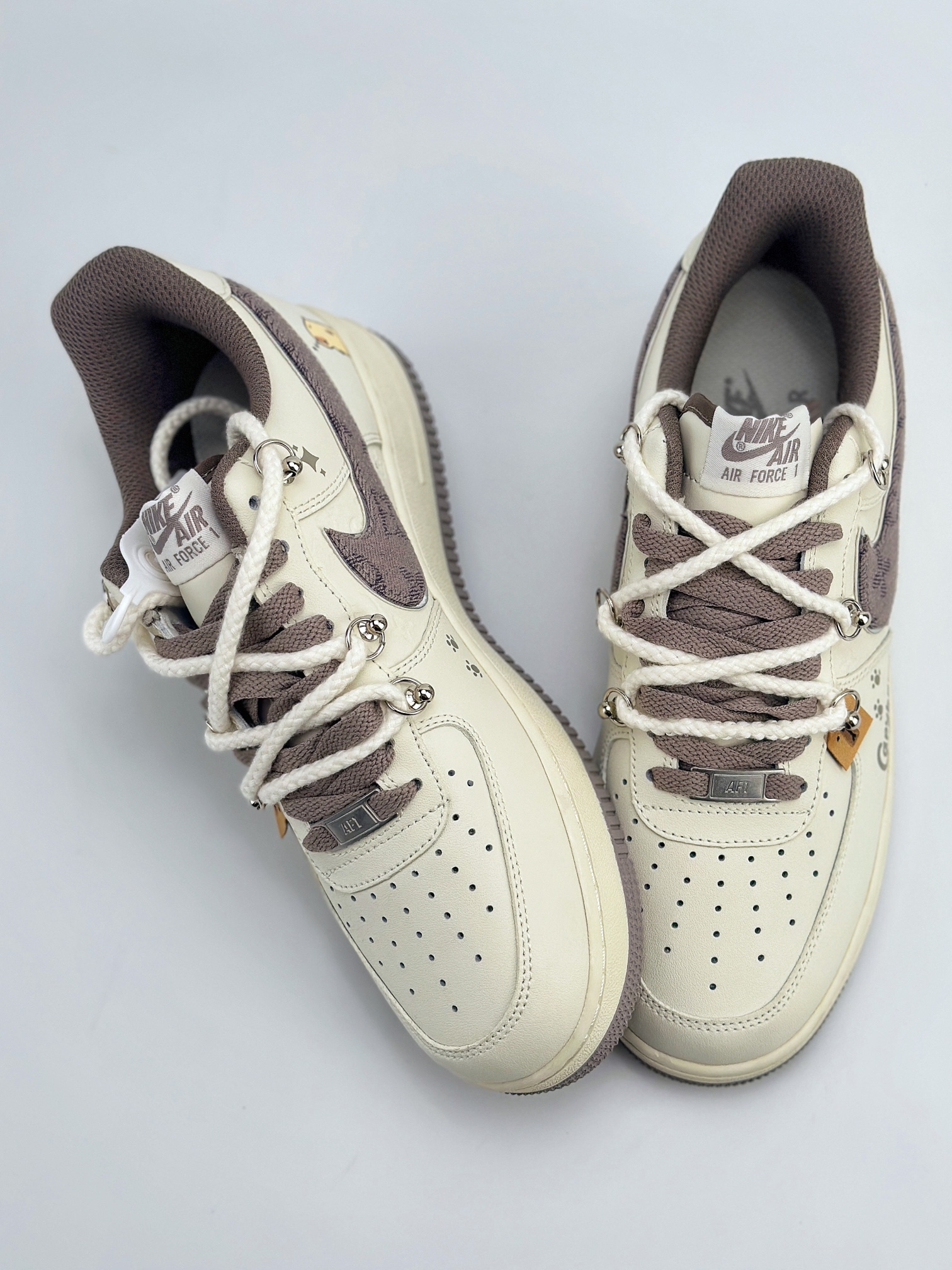 Nike Air Force 1 Low 07 x Louis Vuitton 白棕涂鸦绑带 LV0506-990