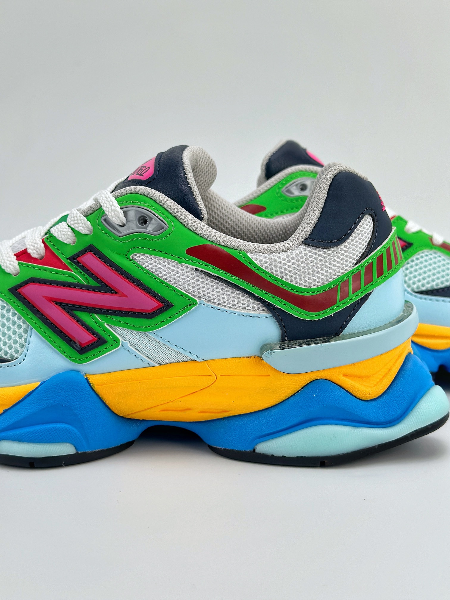 Joe Freshgoods x New Balance 版本 NB9060 联名款 复古休闲运动慢跑鞋 U9060NBN