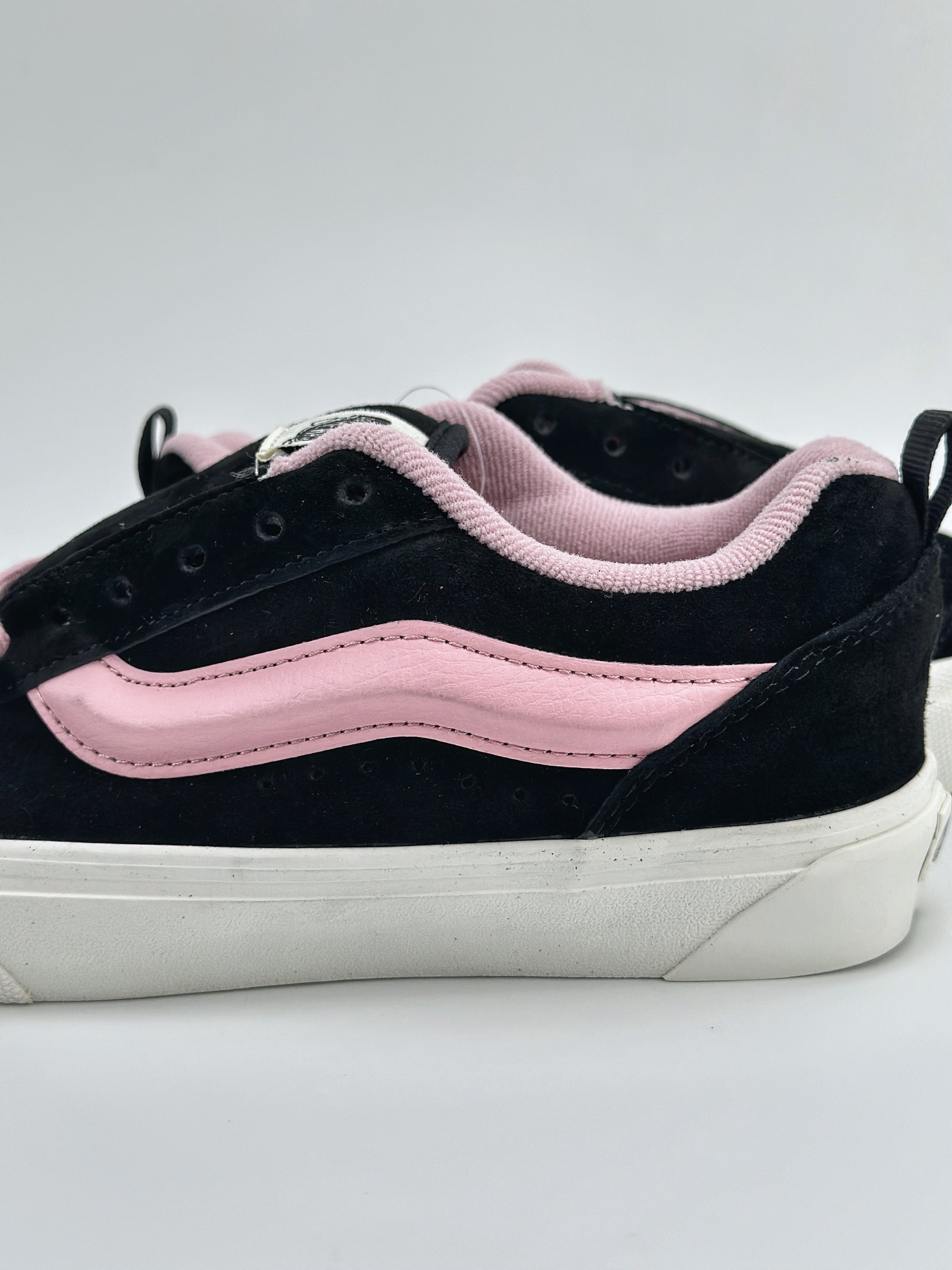 Vans Classics Knu Skool 经典面包鞋