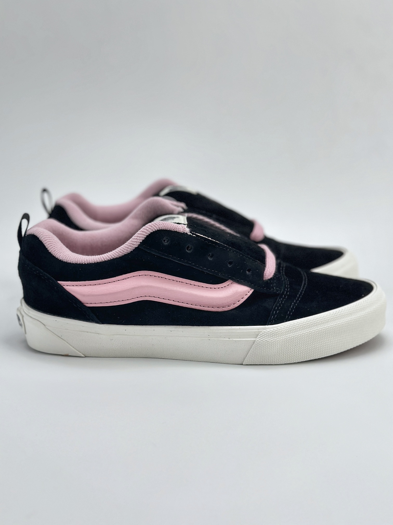 Vans Classics Knu Skool 经典面包鞋