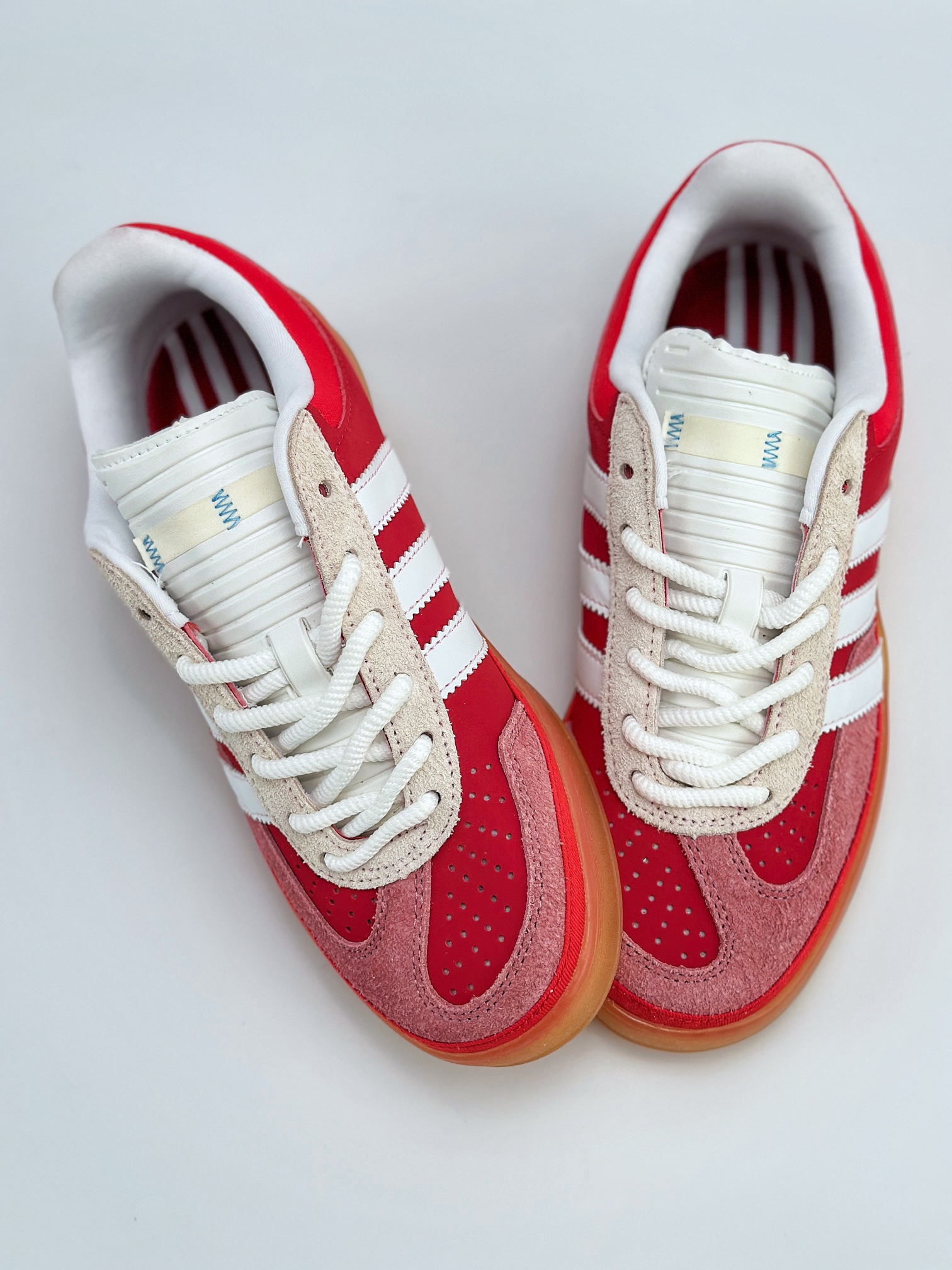 adidas Originals Gazelle INdoor x Bad Bunny 坏痞兔红白 三叶草休闲防滑耐磨低帮板鞋 IF9734