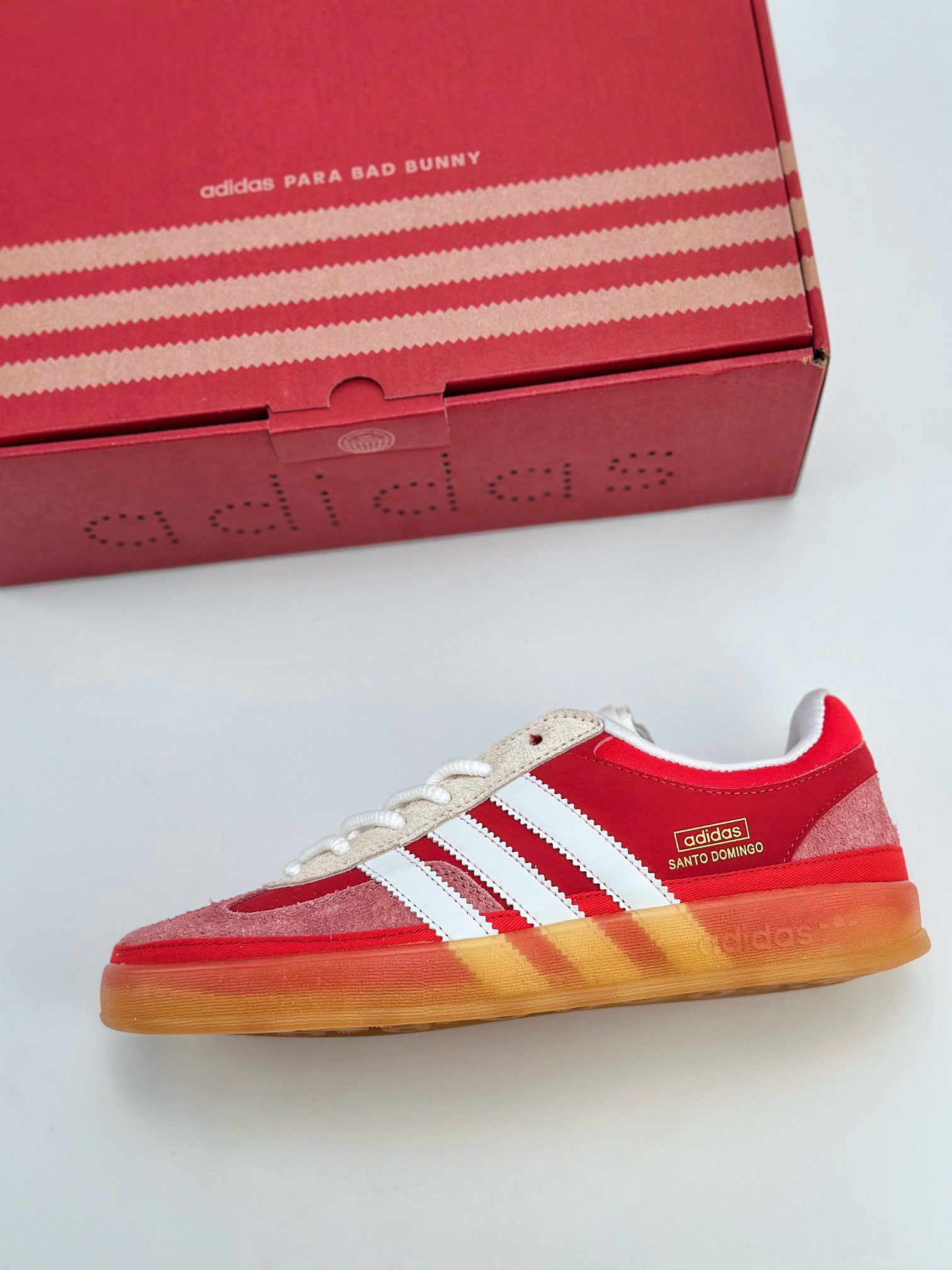 adidas Originals Gazelle INdoor x Bad Bunny 坏痞兔红白 三叶草休闲防滑耐磨低帮板鞋 IF9734