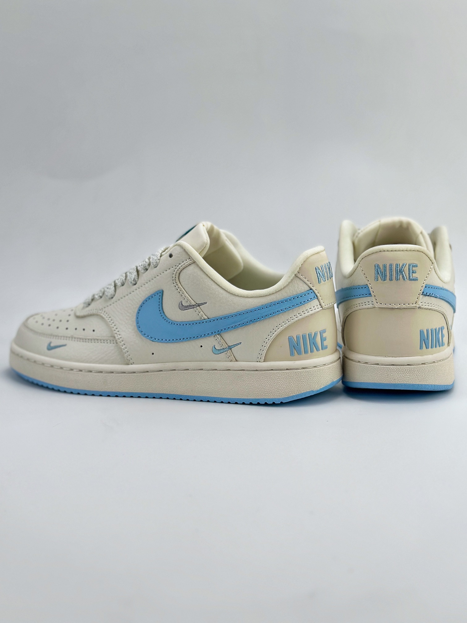 Nike Court Vision Low 白蓝三小钩满天星休闲运动板鞋 FD5188-555