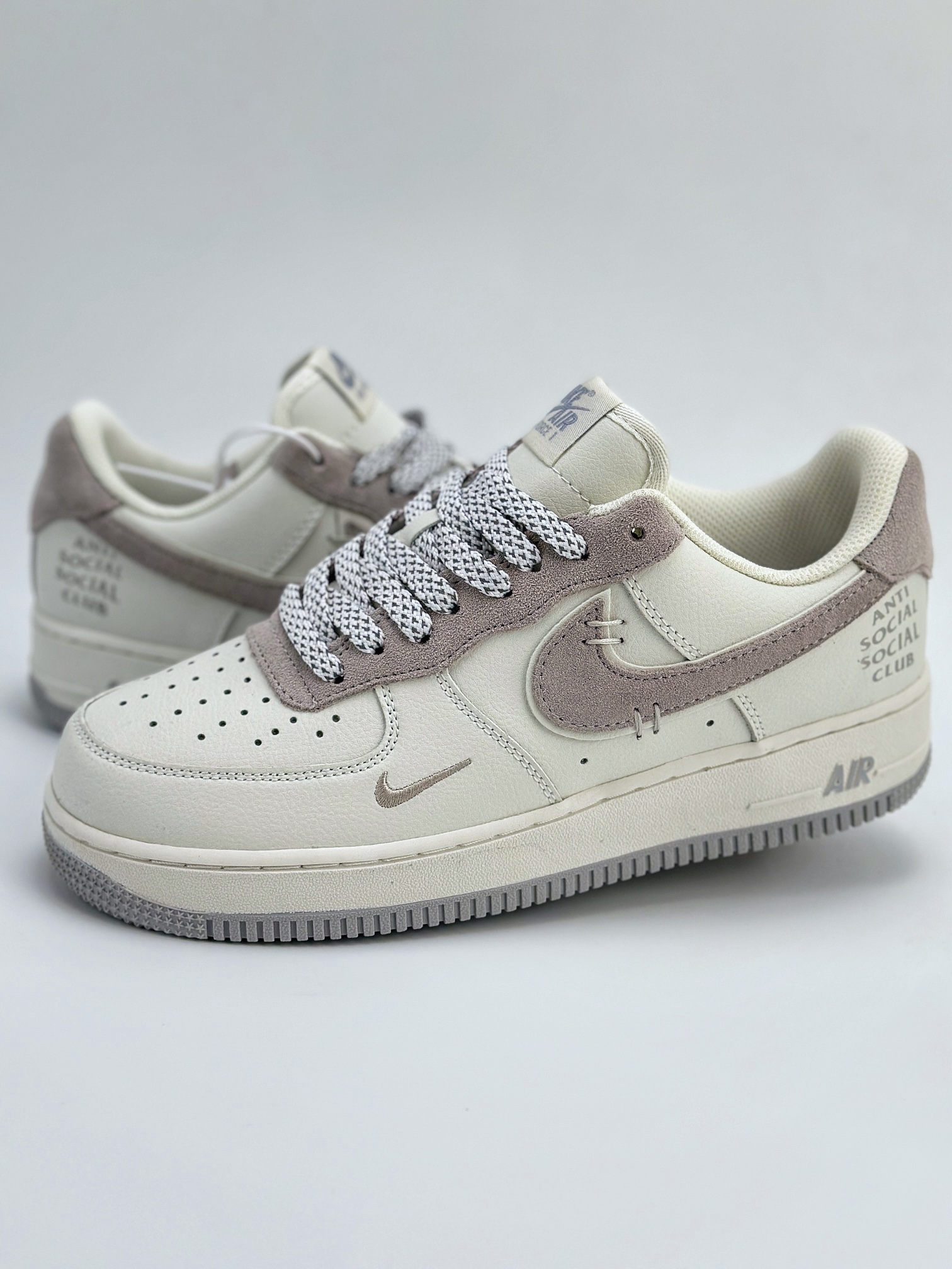 Nike Air Force 1 Low 07 白藕粉翻毛钩满天星 987611