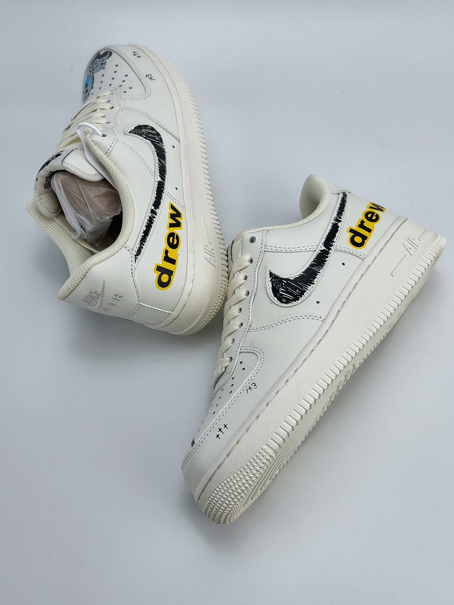 Nike Air Force 1 Low 07 奶白涂鸦 CW2288-663