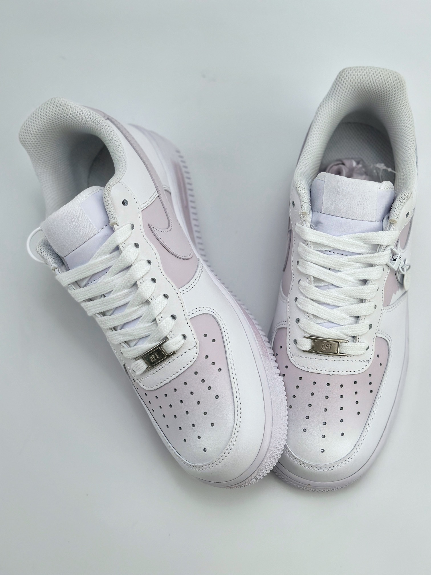 Nike Air Force 1 Low 07 爱心 白紫