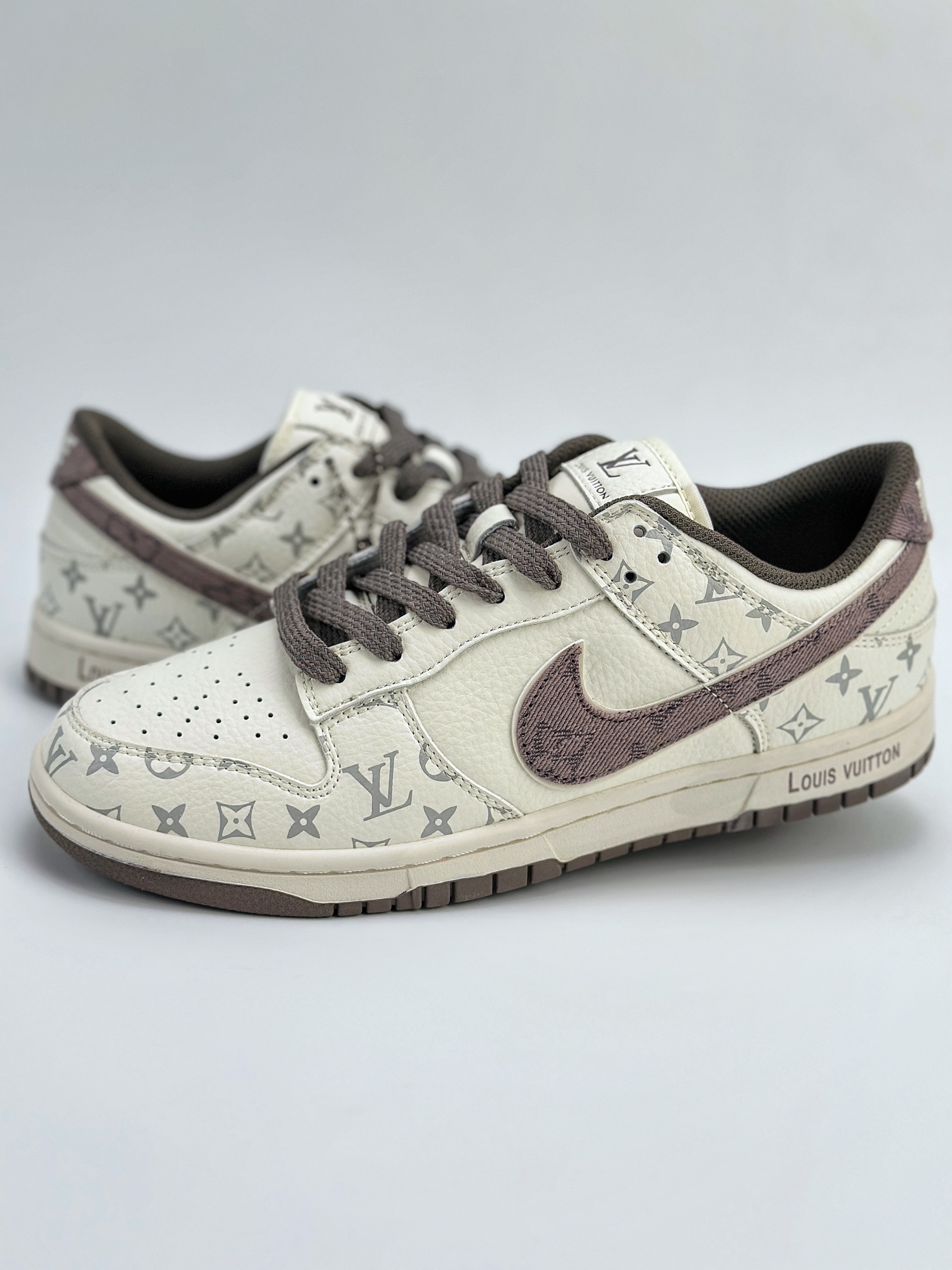 Nike SB Dunk Low x Louis Vuitton 白棕 FC1688-131