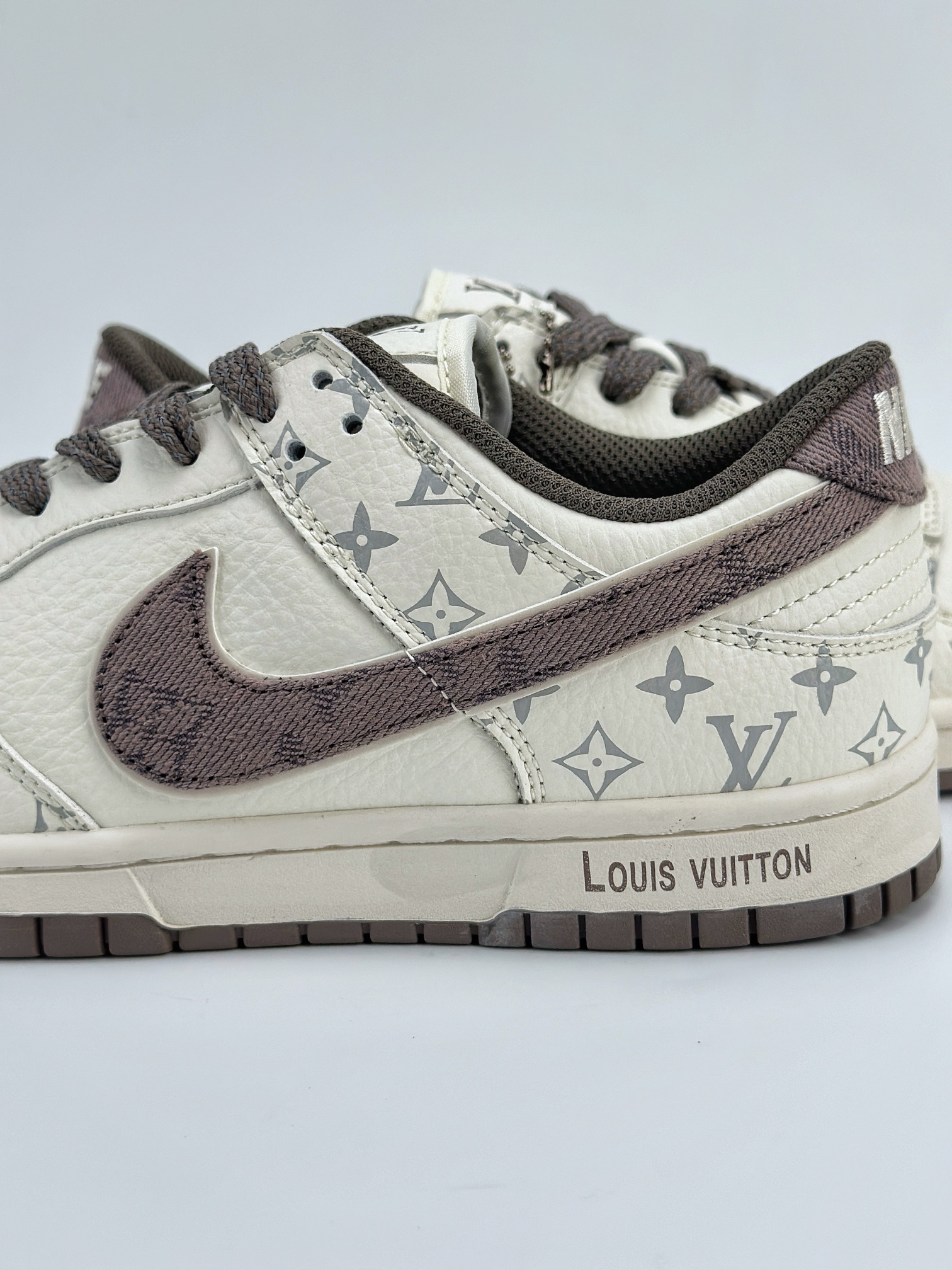 Nike SB Dunk Low x Louis Vuitton 白棕 FC1688-131