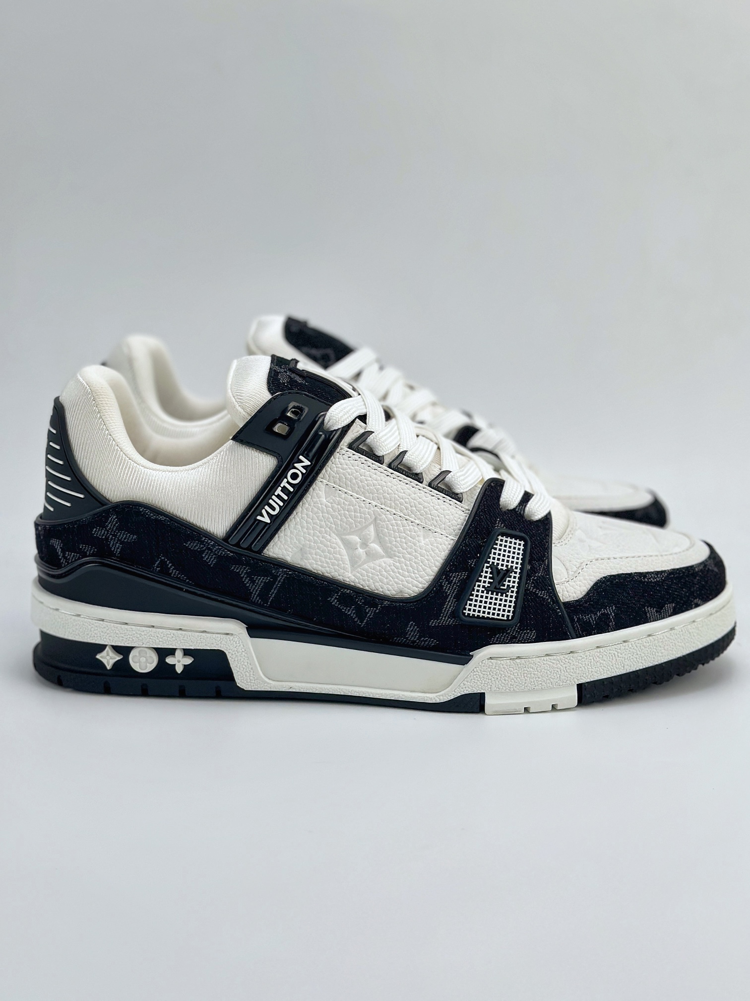 新货Louis Vuitton 路易威登 LV Trainer 低帮休闲板鞋