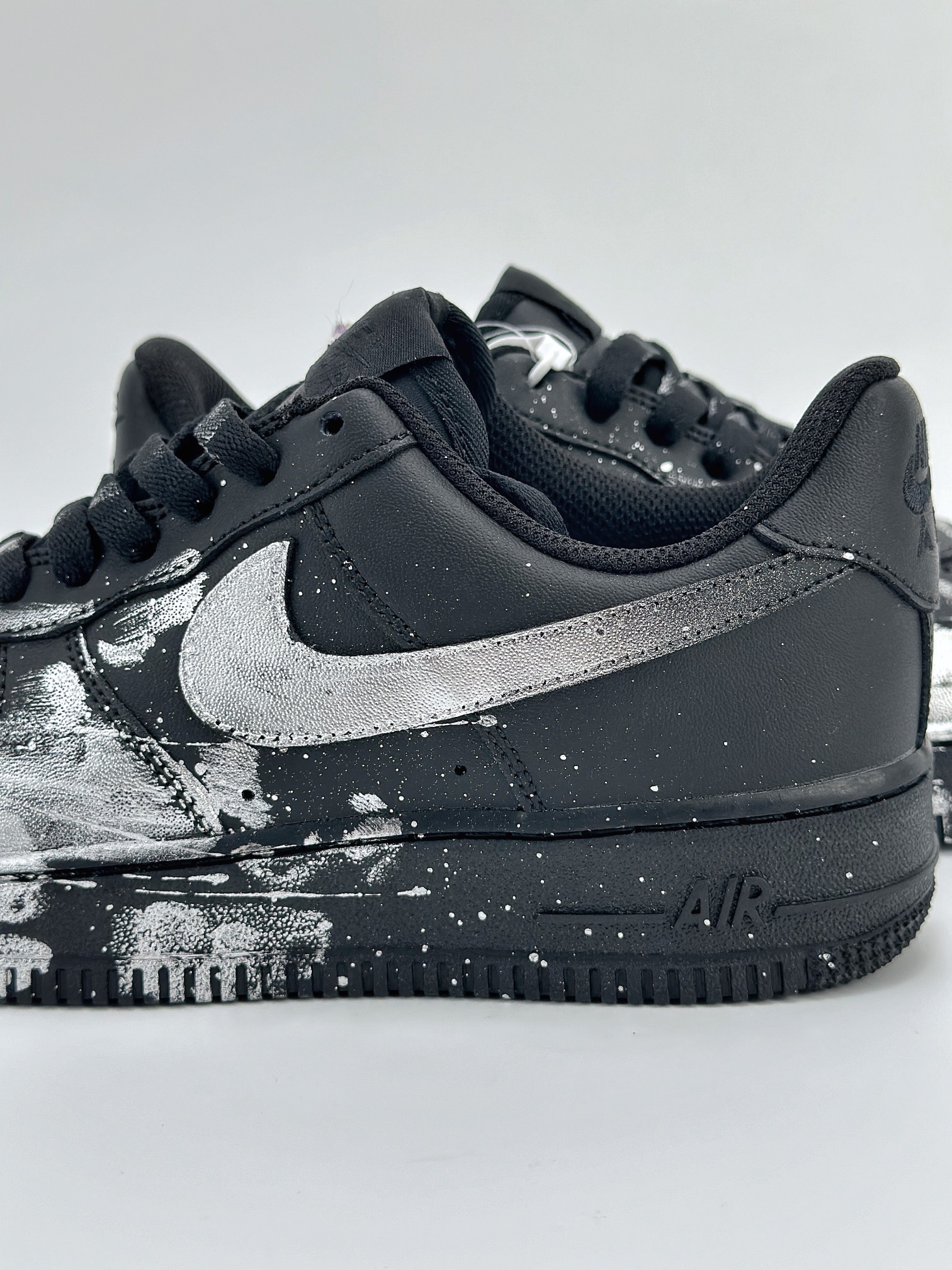 Nike Air Force 1 Low 07 案发现场 黑银泼墨 CW2288-012