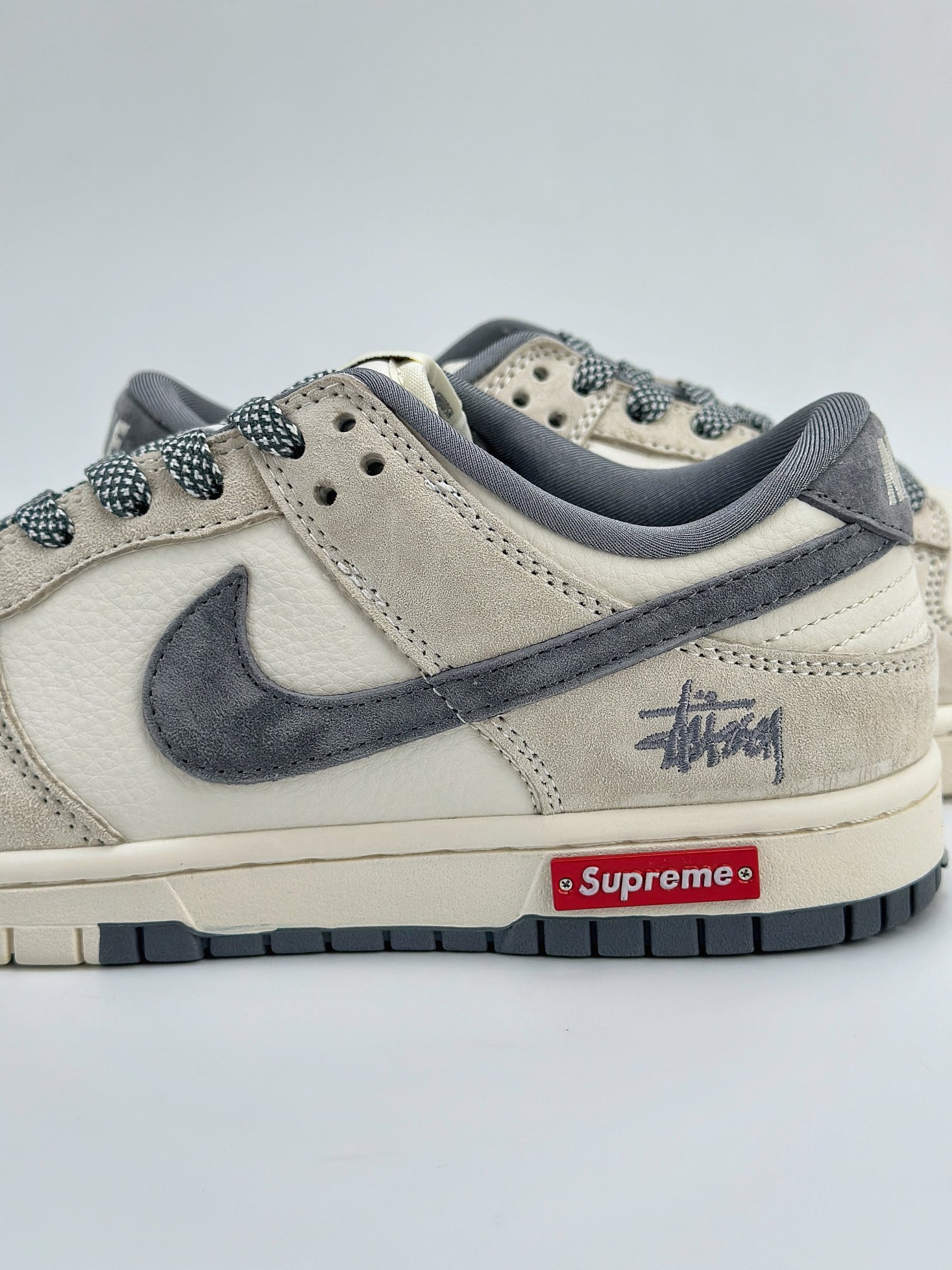 Nike SB Dunk Low x Stuy 白灰翻毛小钩满天星 SJ2068-272