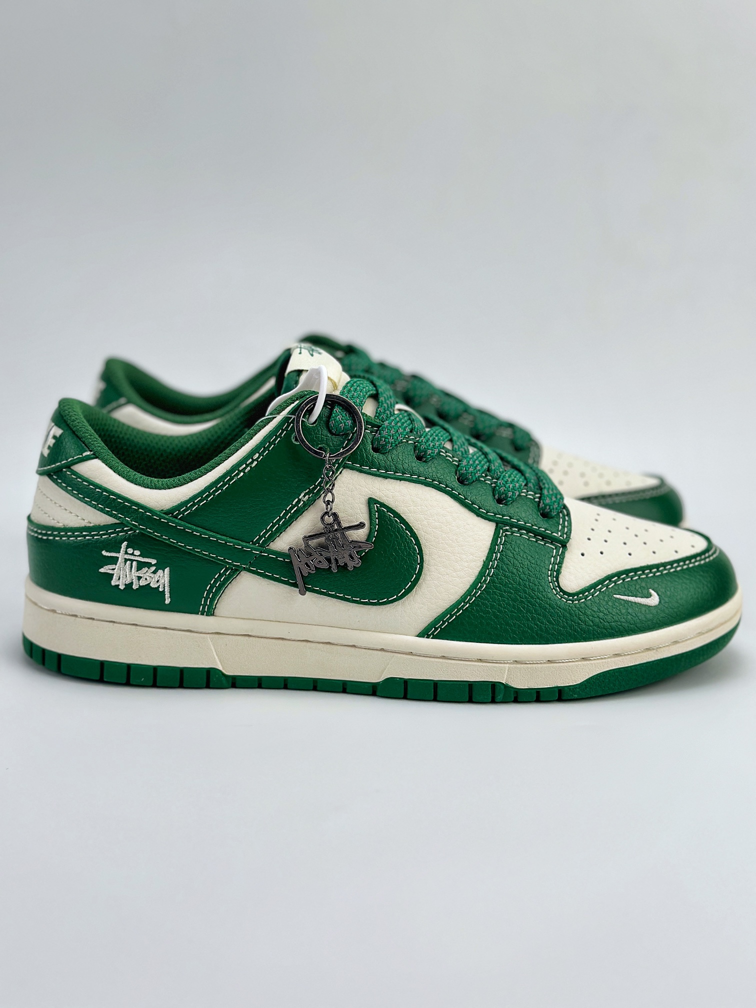 Nike SB Dunk Low x Stuy 斯图西白绿 BB9898-005