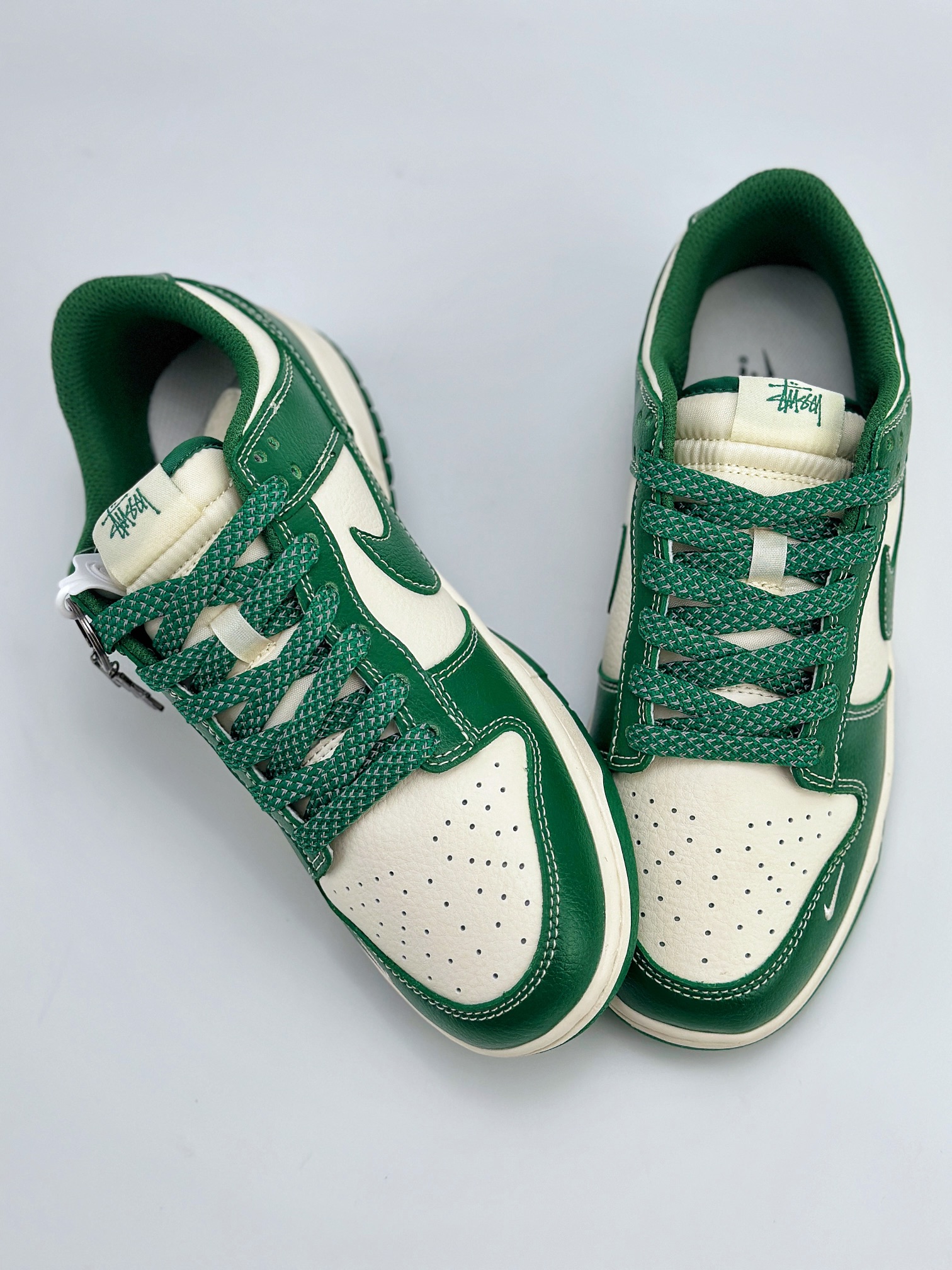 Nike SB Dunk Low x Stuy 斯图西白绿 BB9898-005