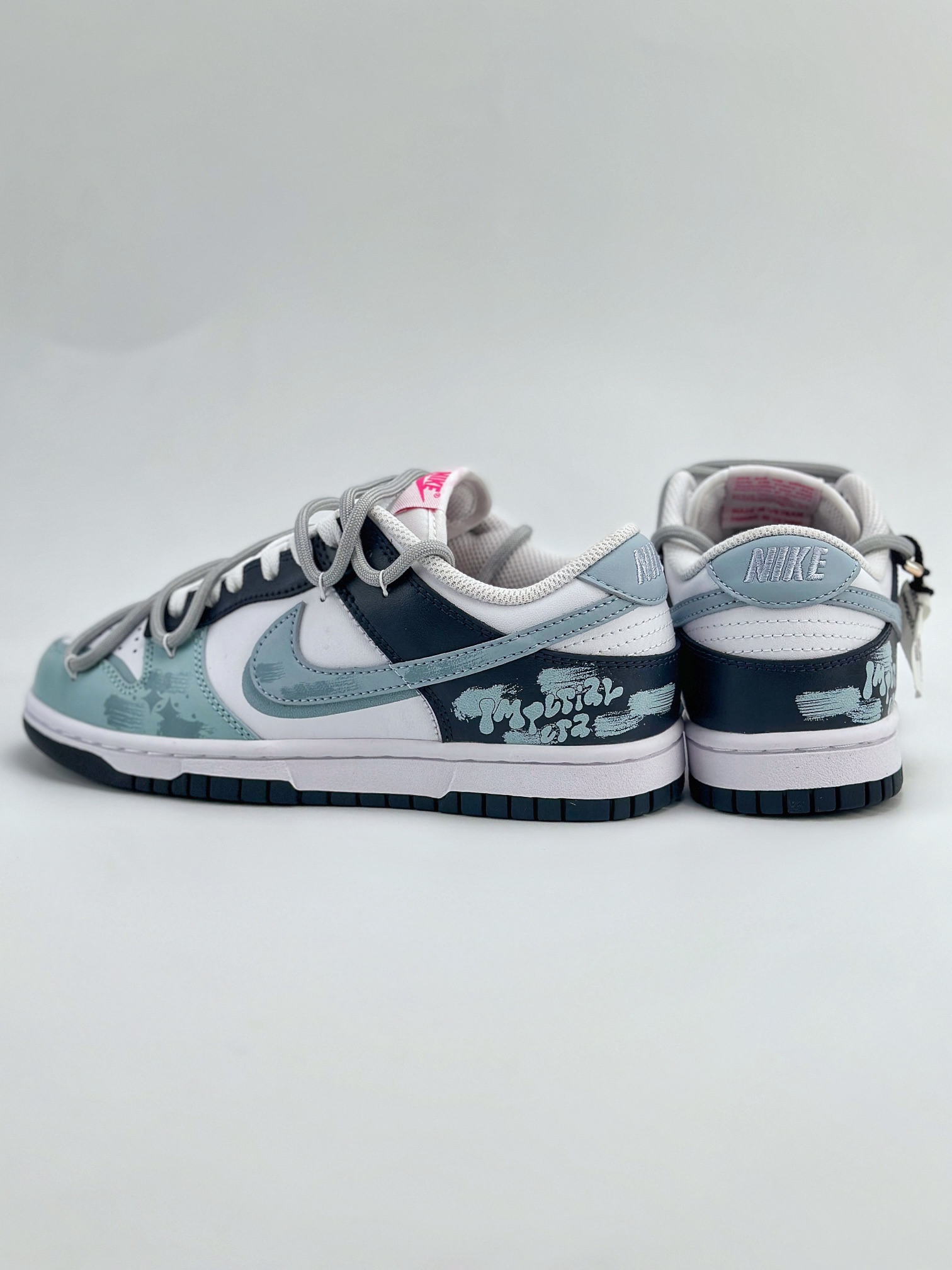 Nike SB Dunk Low 解构 泼墨涂鸦 灰绿 FB9109-401