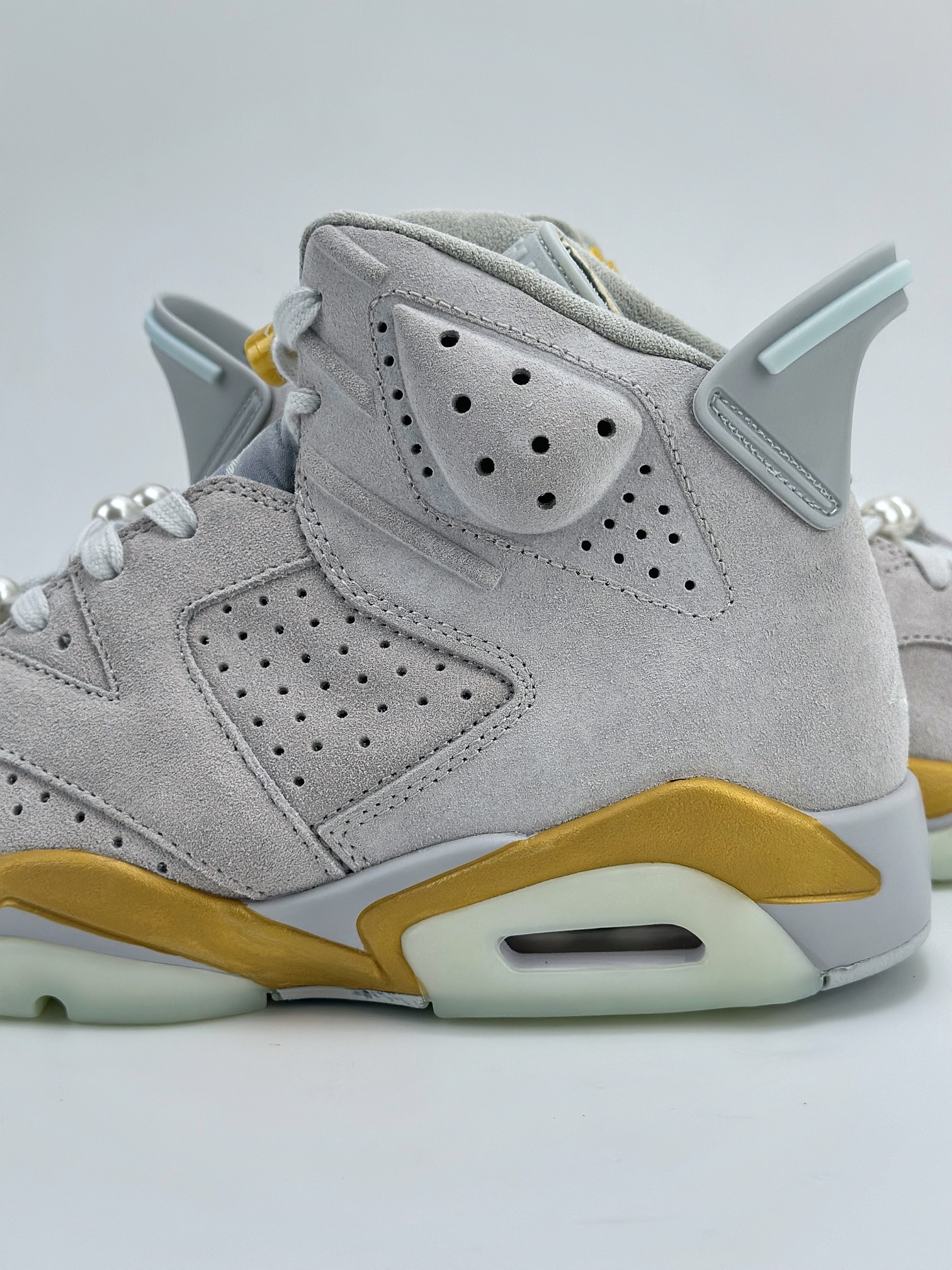 Jordan 6 Retro 灰金 潮流复古篮球鞋 DQ4914-074