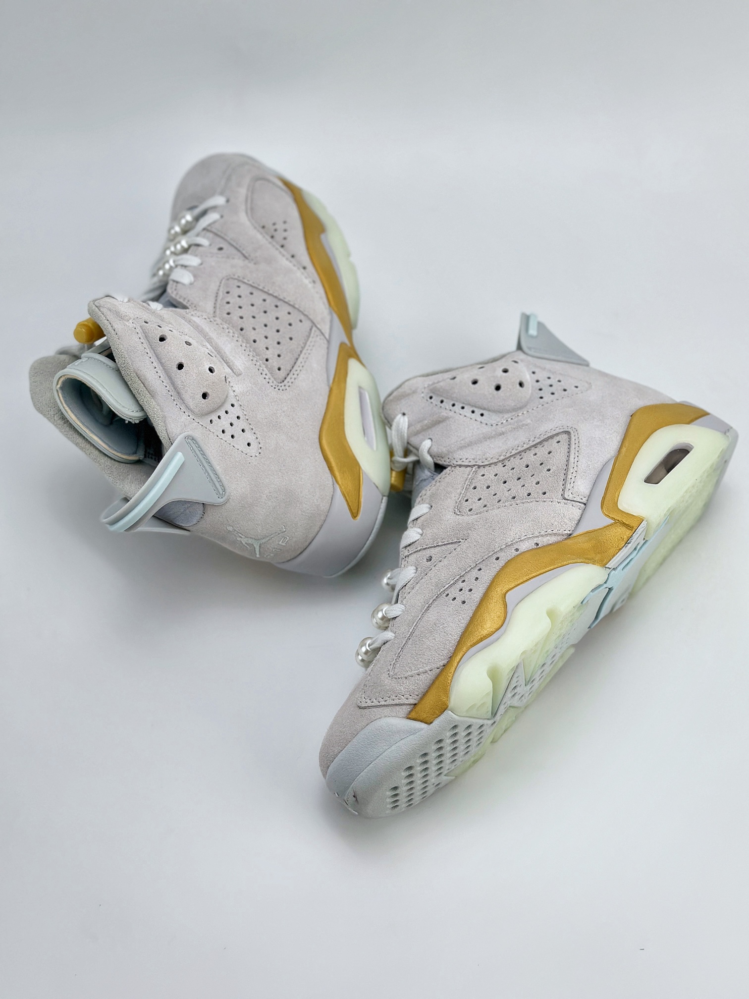 Jordan 6 Retro 灰金 潮流复古篮球鞋 DQ4914-074