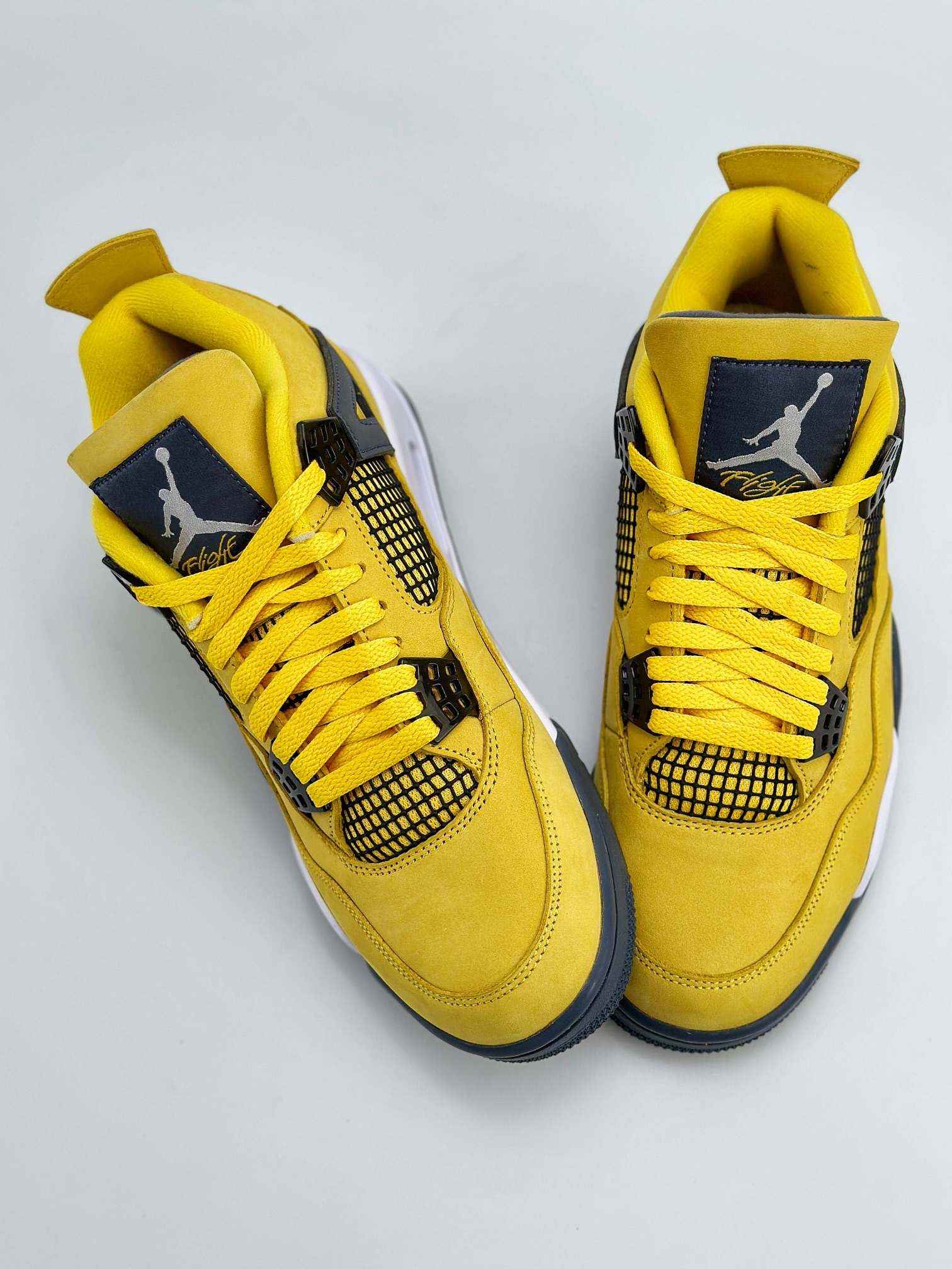 Nike Air Jordan 4 Retro 乔丹四代 ”tour yellow” 电母 CT8527-700