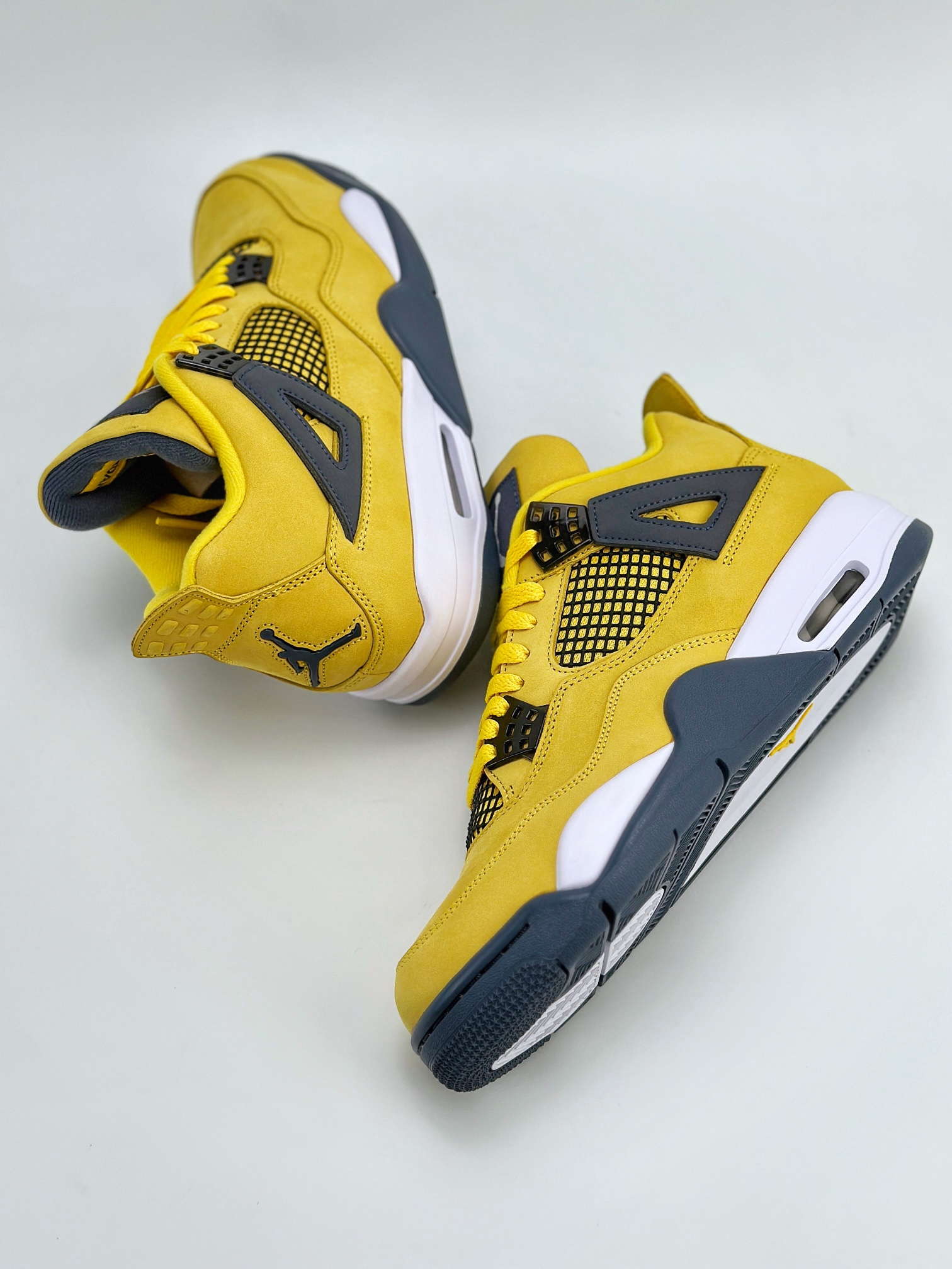 Nike Air Jordan 4 Retro 乔丹四代 ”tour yellow” 电母 CT8527-700