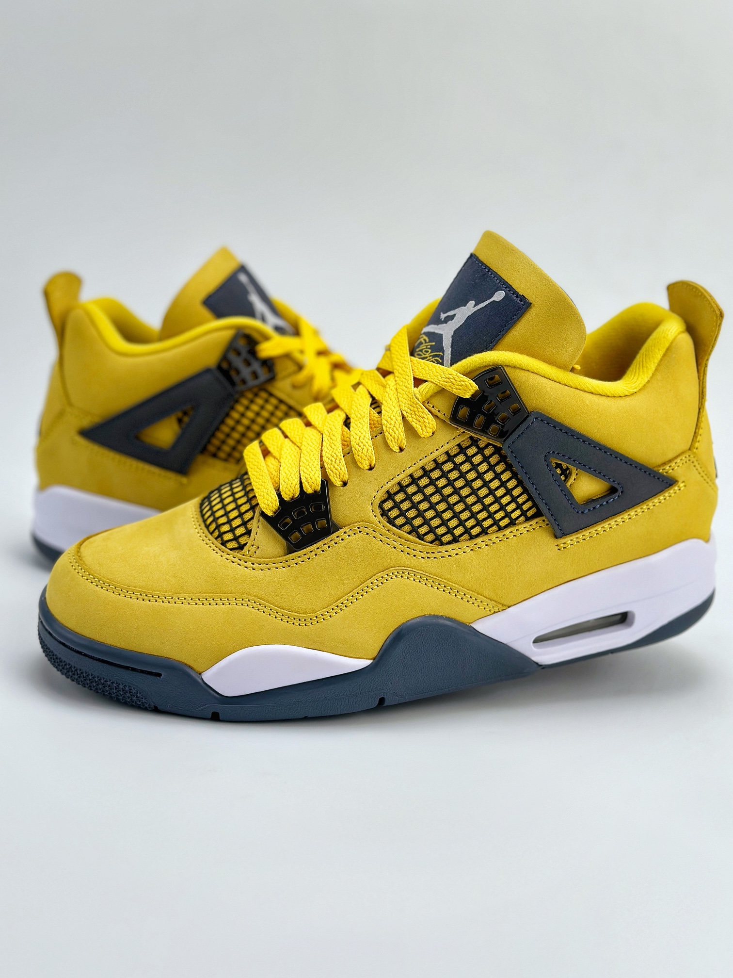 Nike Air Jordan 4 Retro 乔丹四代 ”tour yellow” 电母 CT8527-700