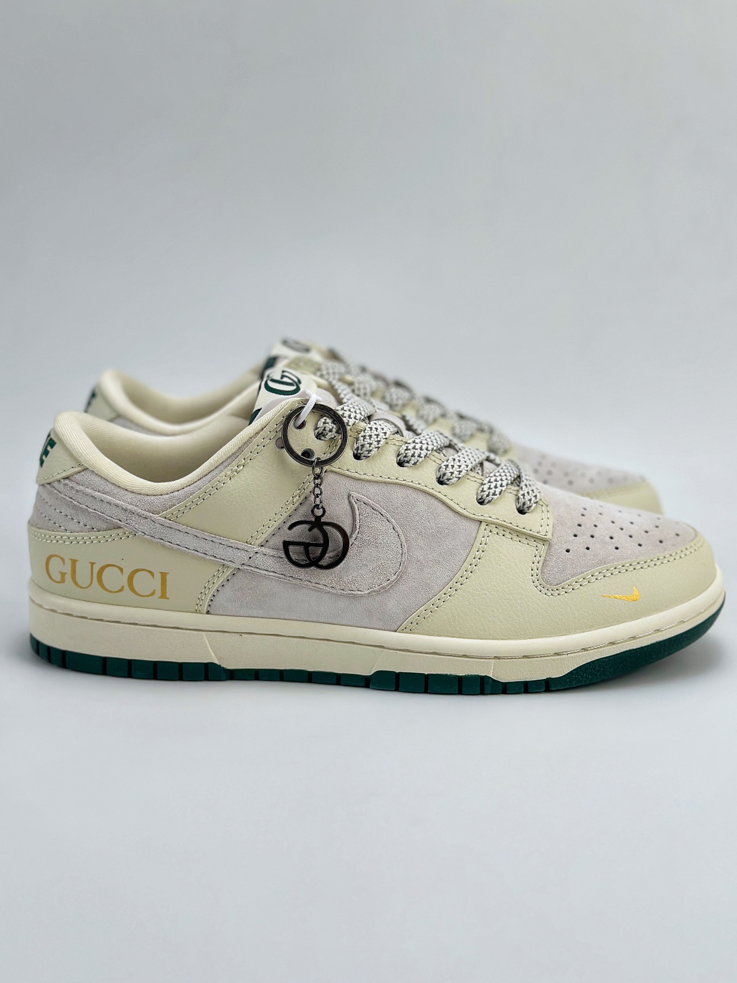 Nike SB Dunk Low x GUCCI 米黄灰满天星 DQ1098-390