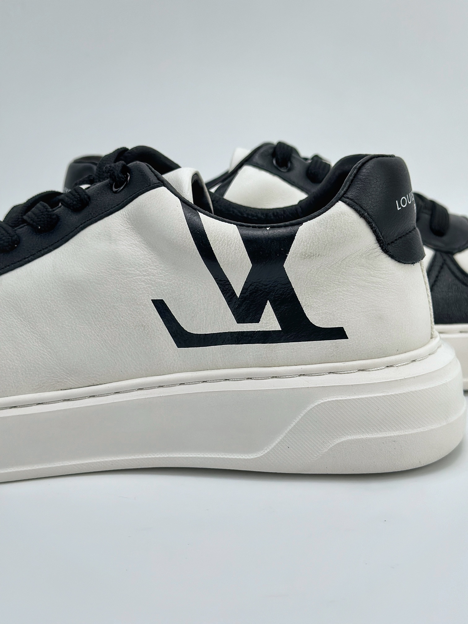 LV路易威登Louis vuitton Trainer Sneaker Low Louis Vuitton LV路易威登板鞋