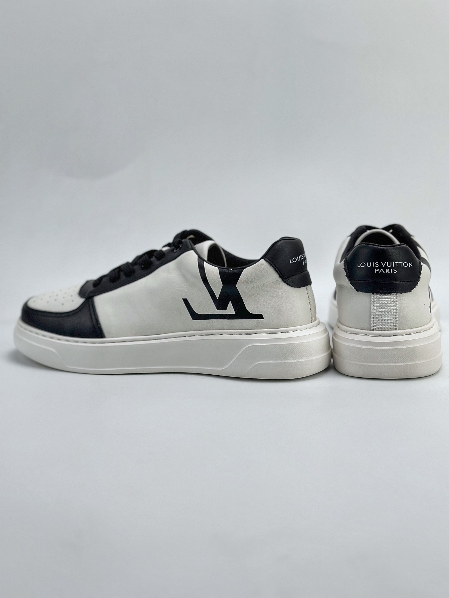 LV路易威登Louis vuitton Trainer Sneaker Low Louis Vuitton LV路易威登板鞋