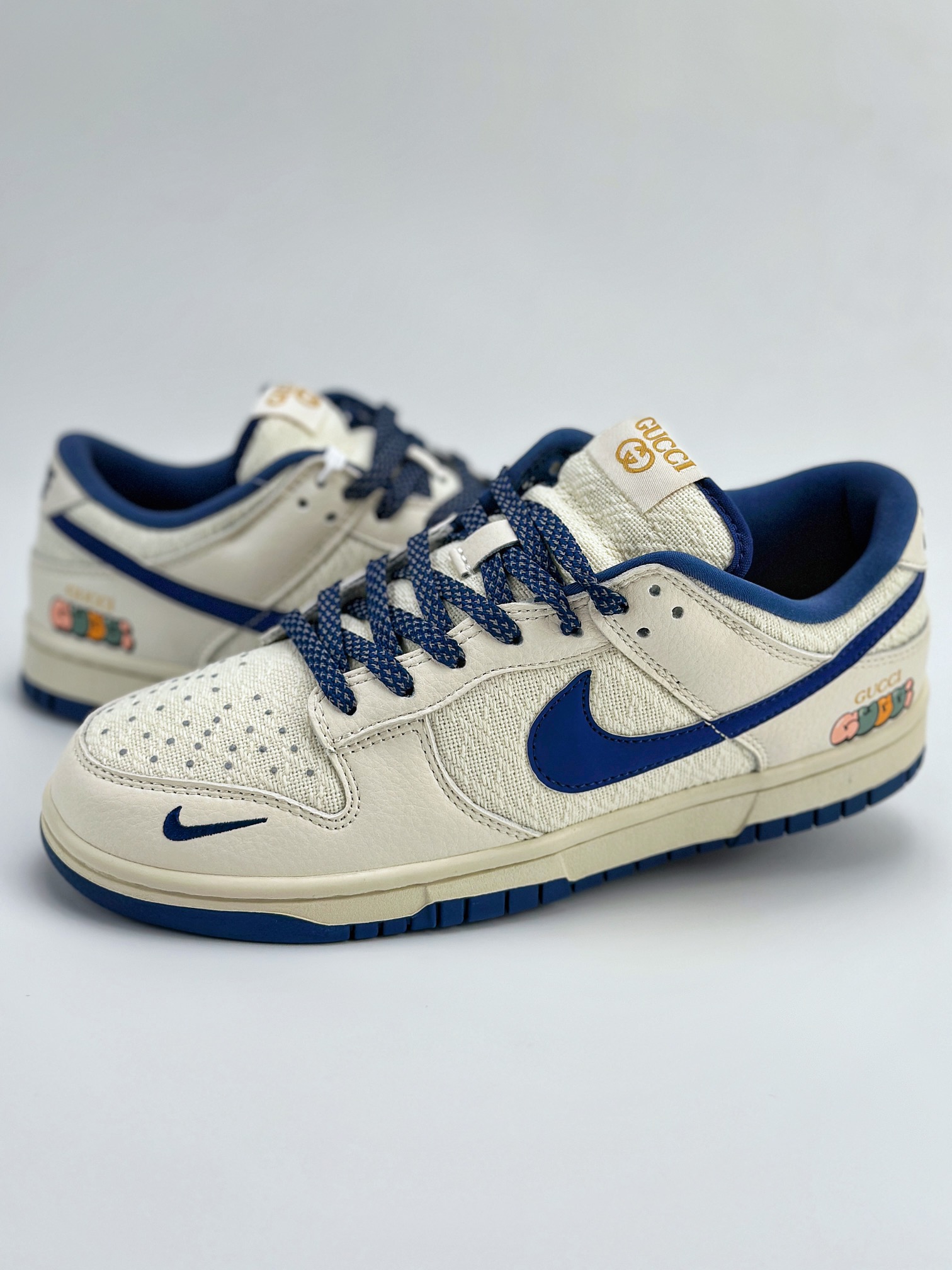 NIKE SB Dunk Low x GUCCI 米白帆布宝蓝小钩满天星 DQ1098-373