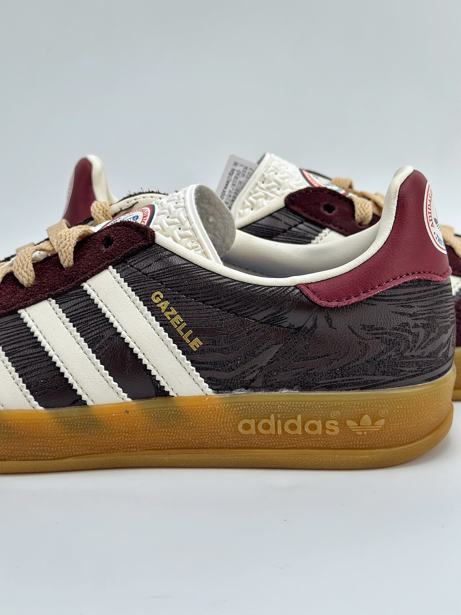 adidas Originals Gazelle INdoor 棕白红 三叶草休闲防滑耐磨低帮板鞋 JP5671