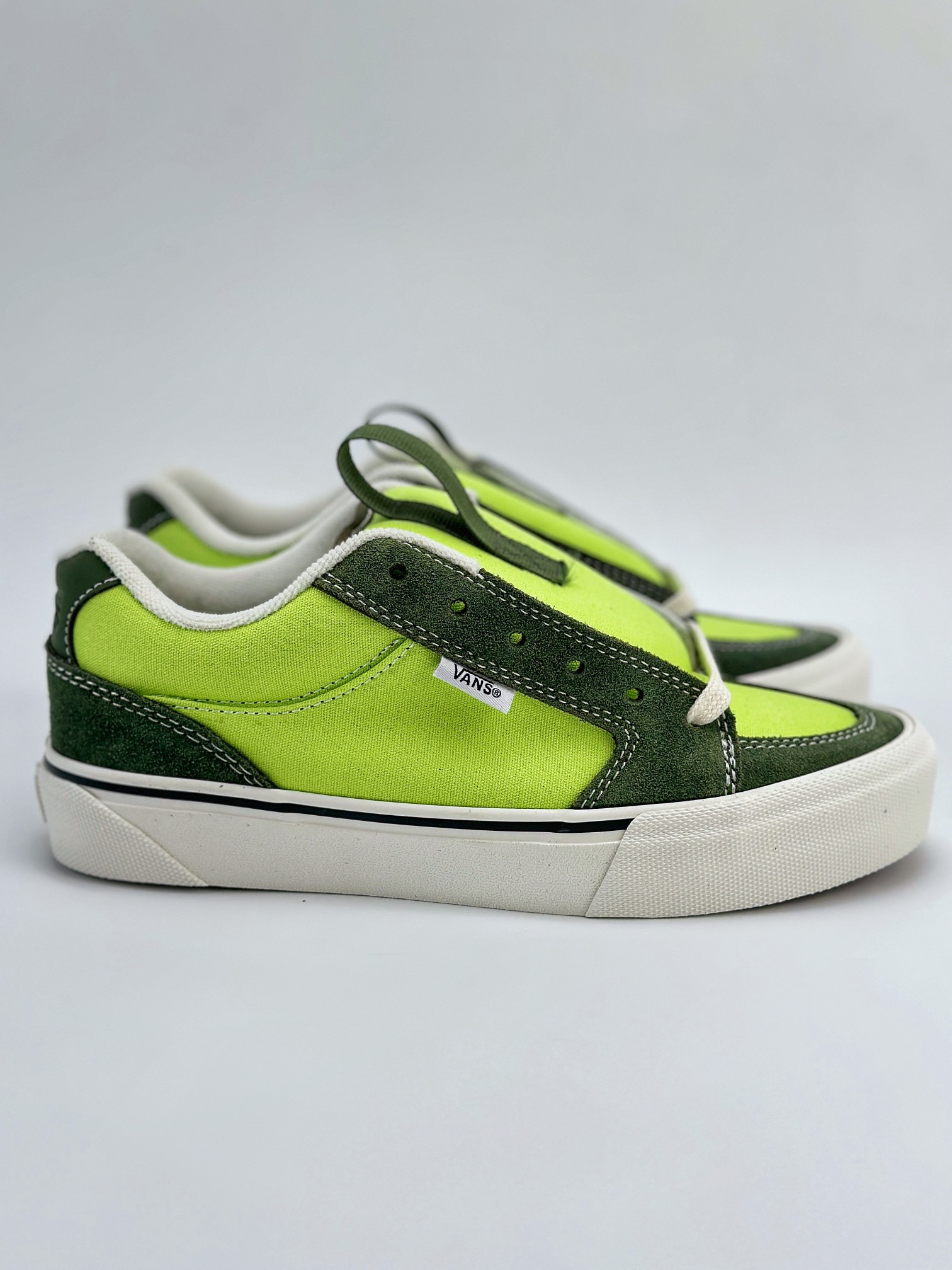 Vans Chukka Push 2024年新系列 简约大气 防滑耐磨透气低帮板鞋男女同款