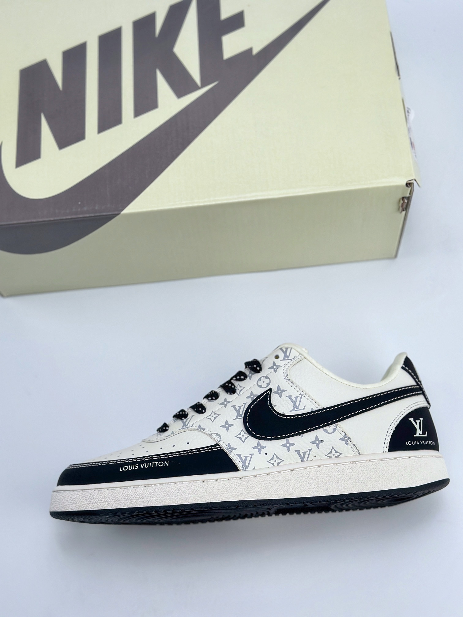 Nike Court Vision Low x Louis Vuitton 白黑 休闲运动板鞋 FD5188-666