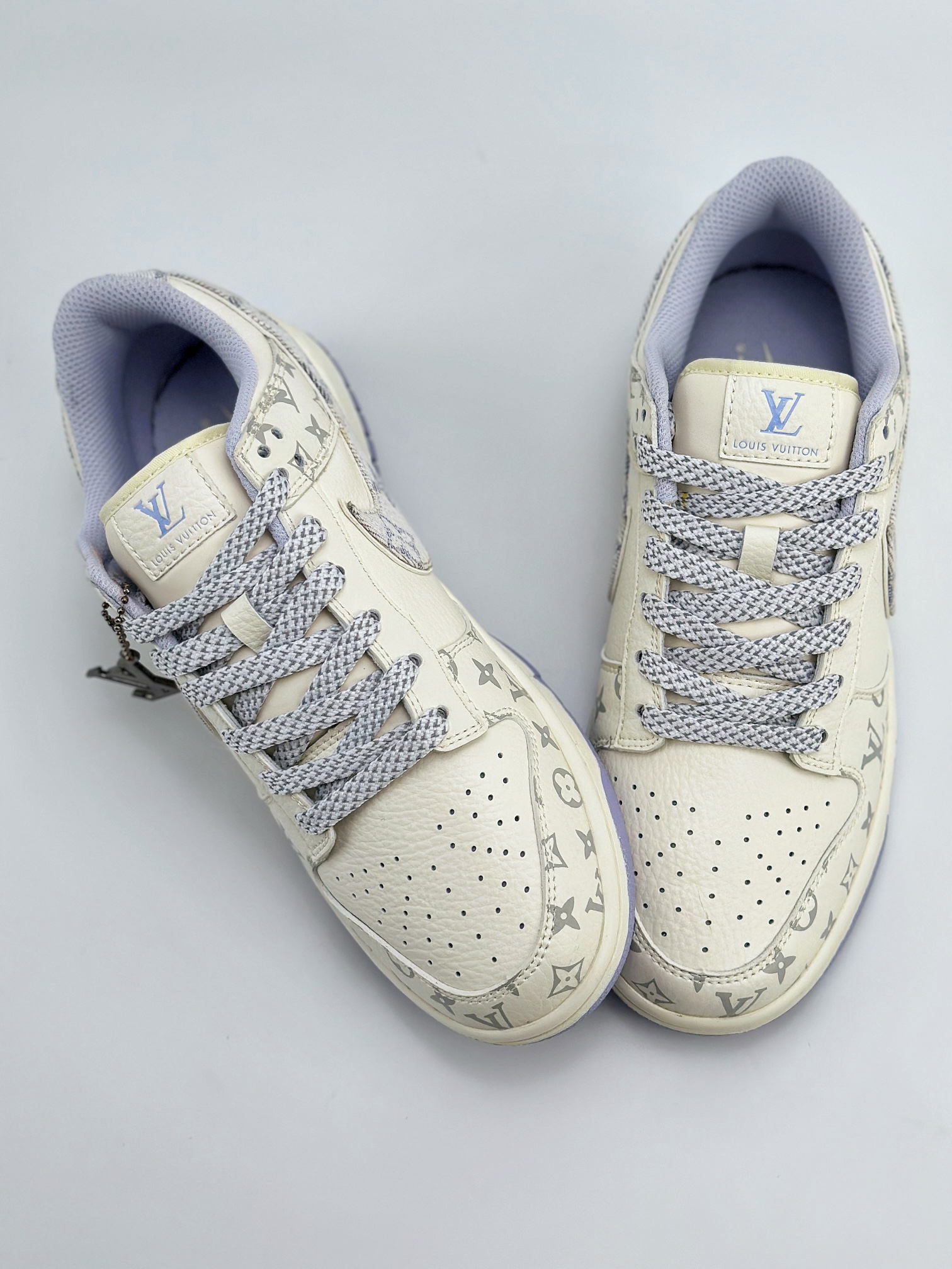 Nike SB Dunk Low x Louis Vuitton 薰衣草 FC1688-132