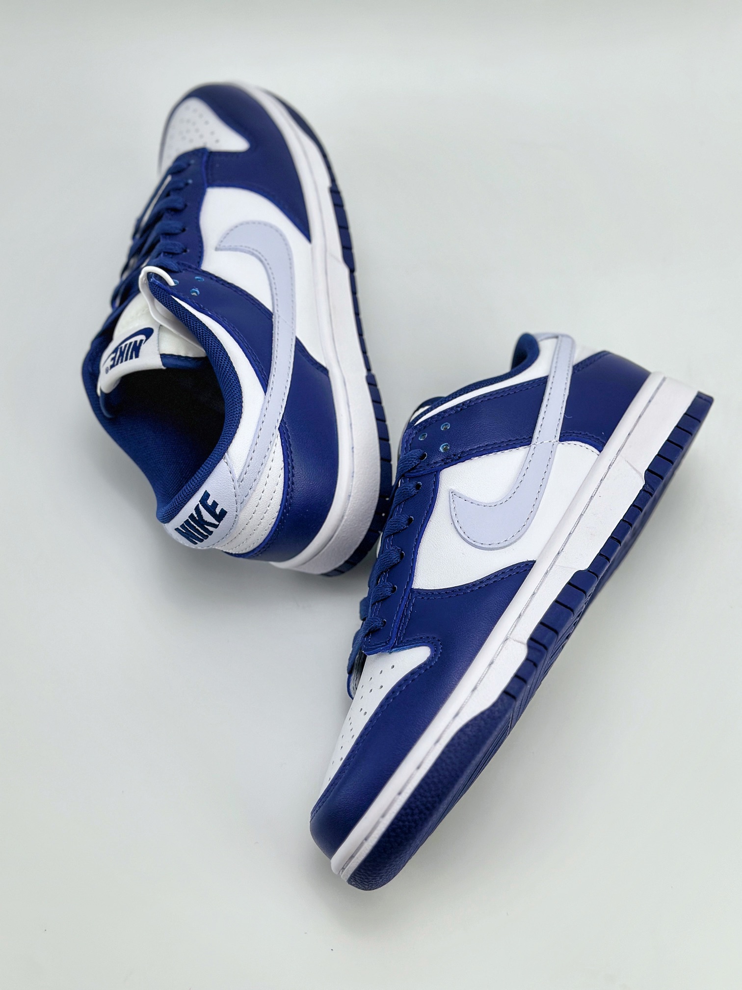 NIKE SB Dunk Low ”Deep Rolay Blue” 白蓝 DV0833-401