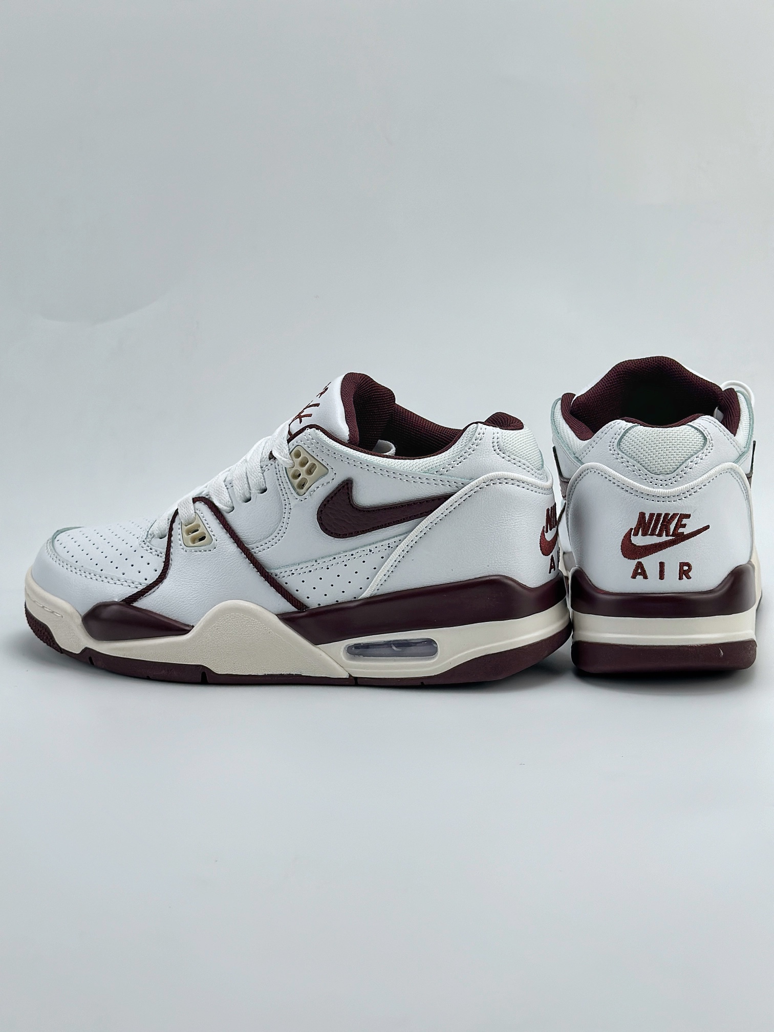 Nike Air Flight 89 皮革高帮复古篮球鞋 FQ8256-100