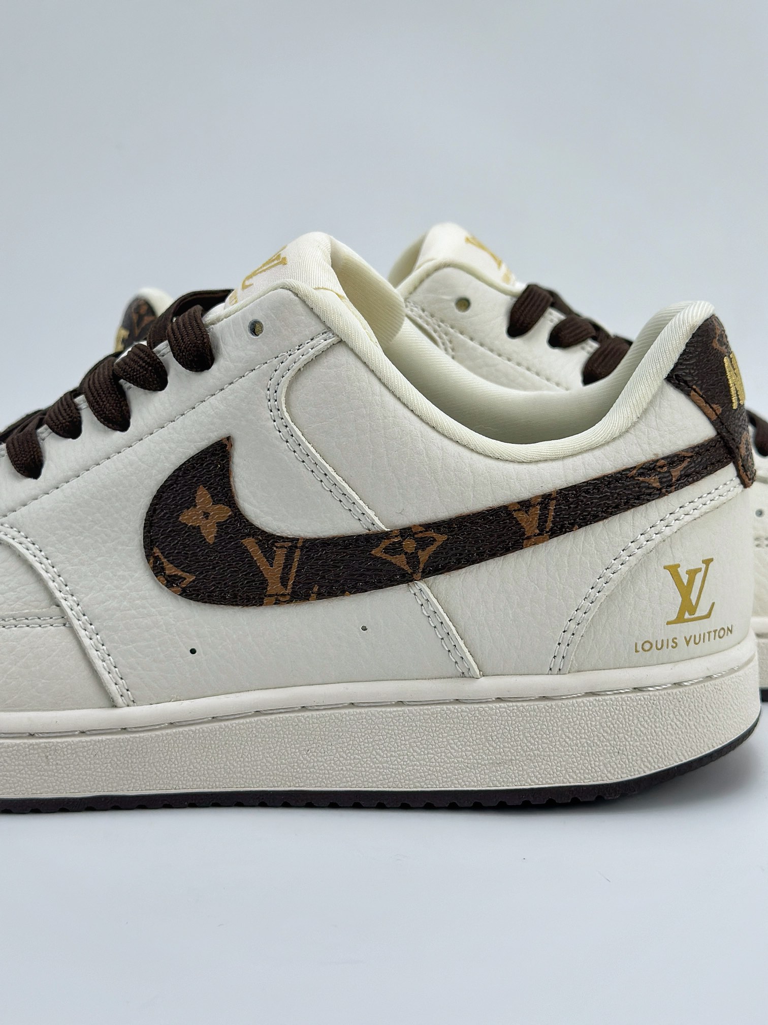 Nike Court Vision Low x Louis Vuitton 白棕老花 休闲运动板鞋 FD5188-777