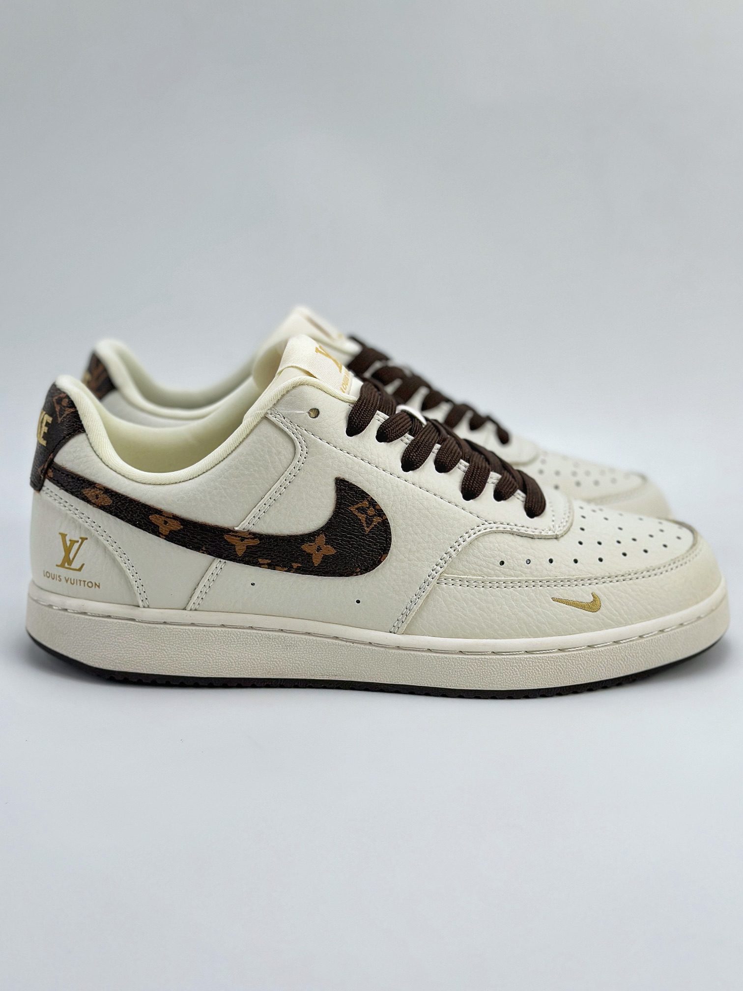 Nike Court Vision Low x Louis Vuitton 白棕老花 休闲运动板鞋 FD5188-777