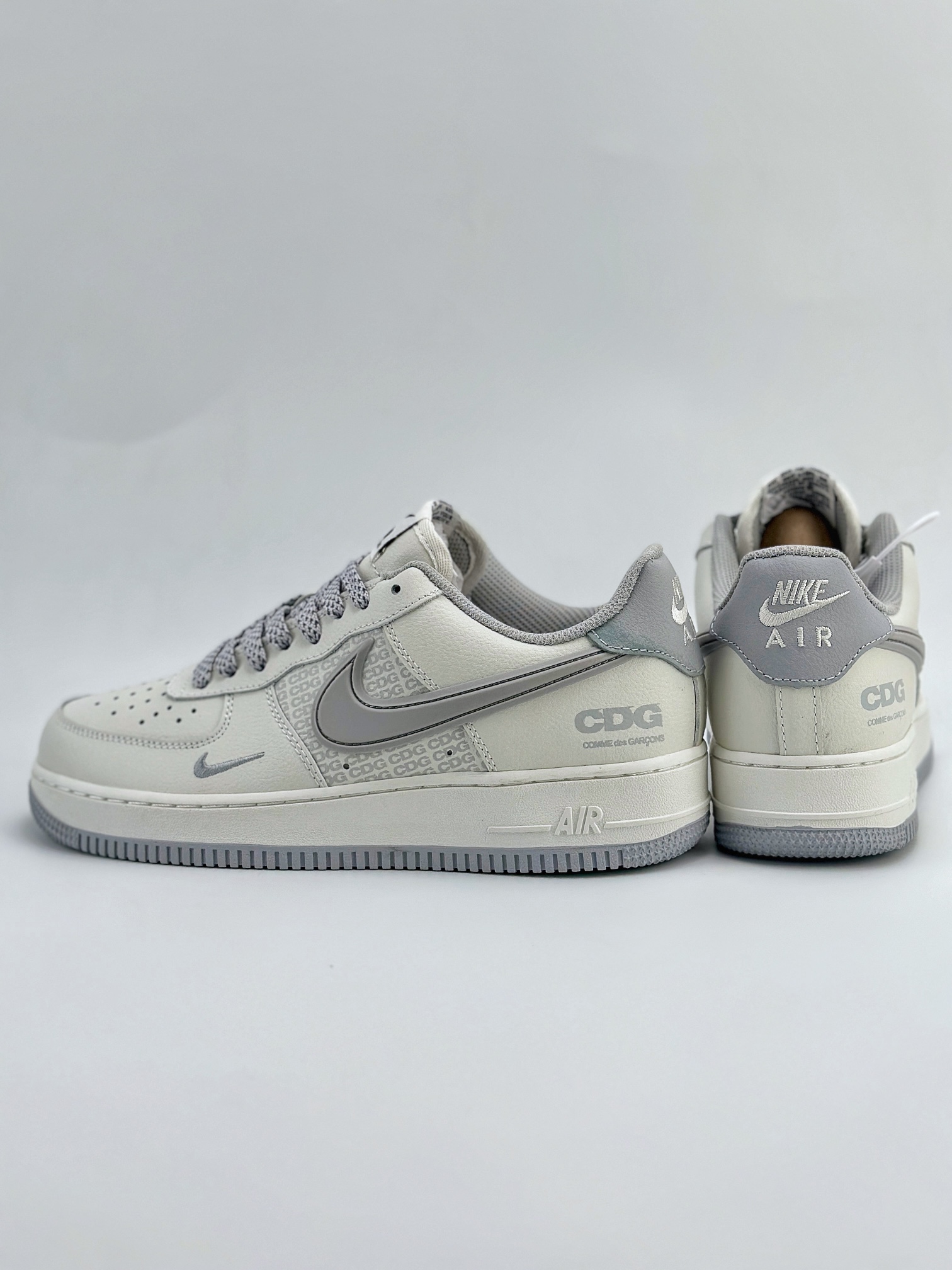 Nike Air Force 1 Low 07 x CDG 白灰满天星 CG-240422