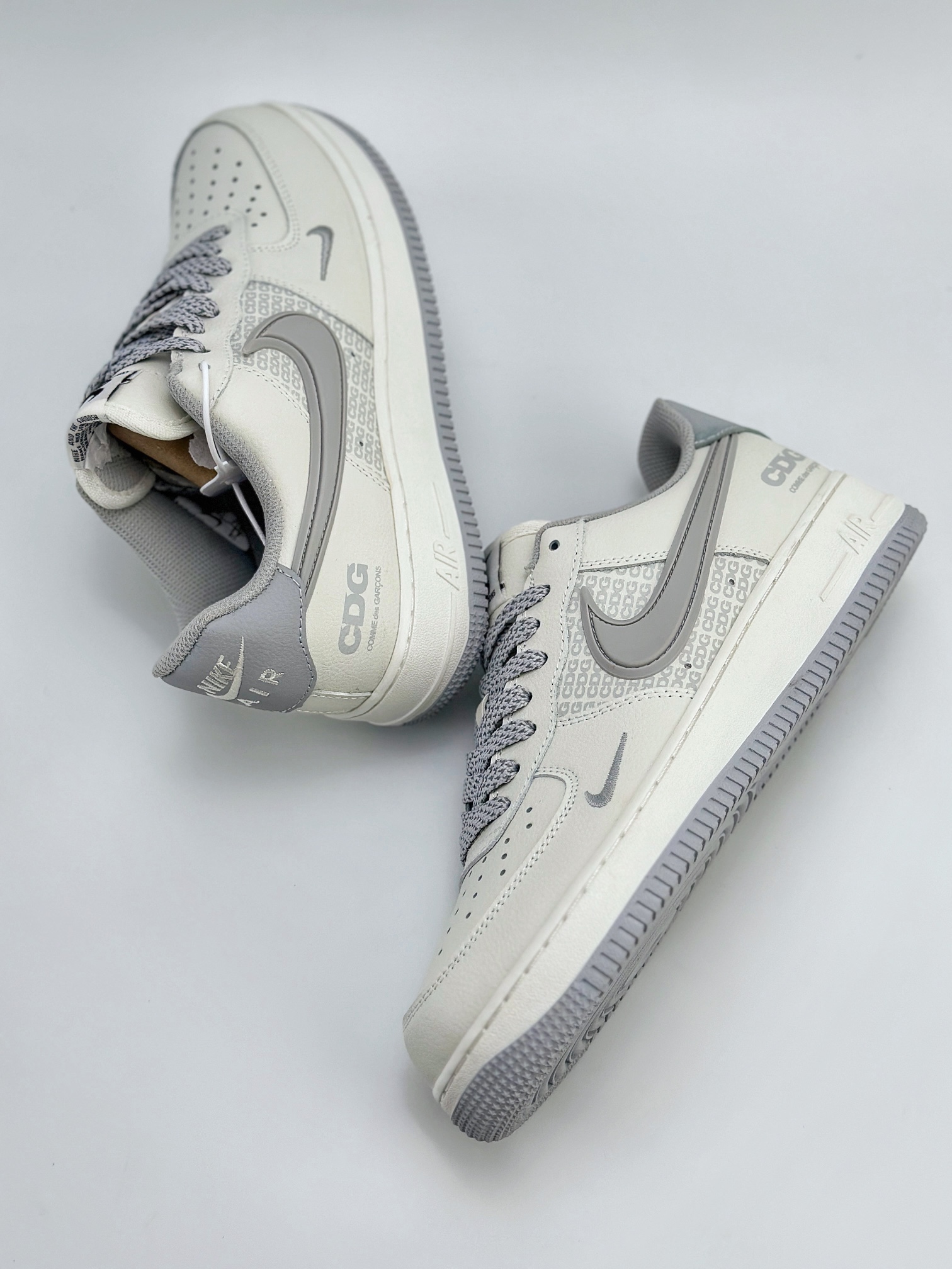 Nike Air Force 1 Low 07 x CDG 白灰满天星 CG-240422