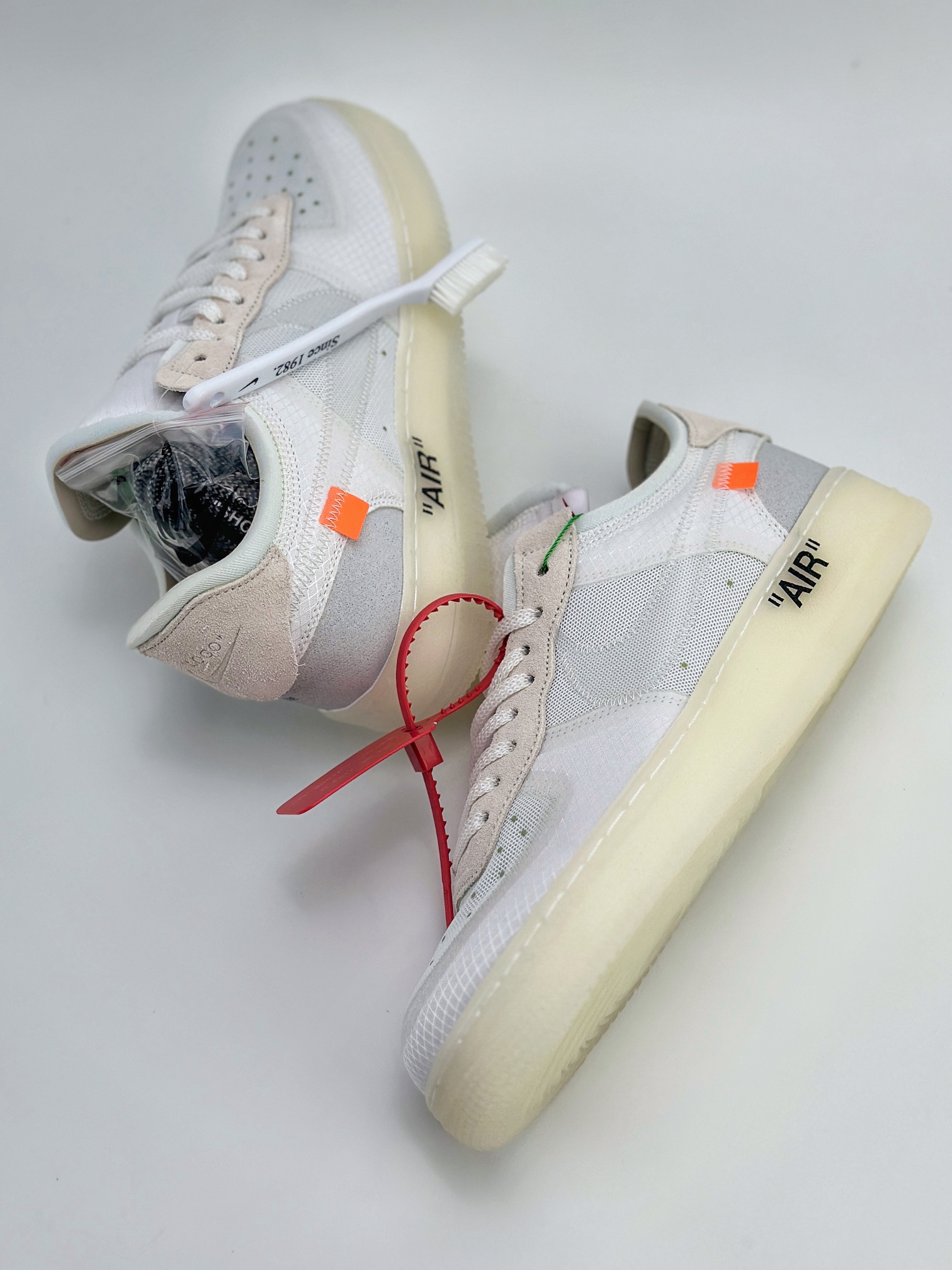 Nike Air Force 1 Low 07 x OFF-WHITE Virgil The The 白 AO4606-100