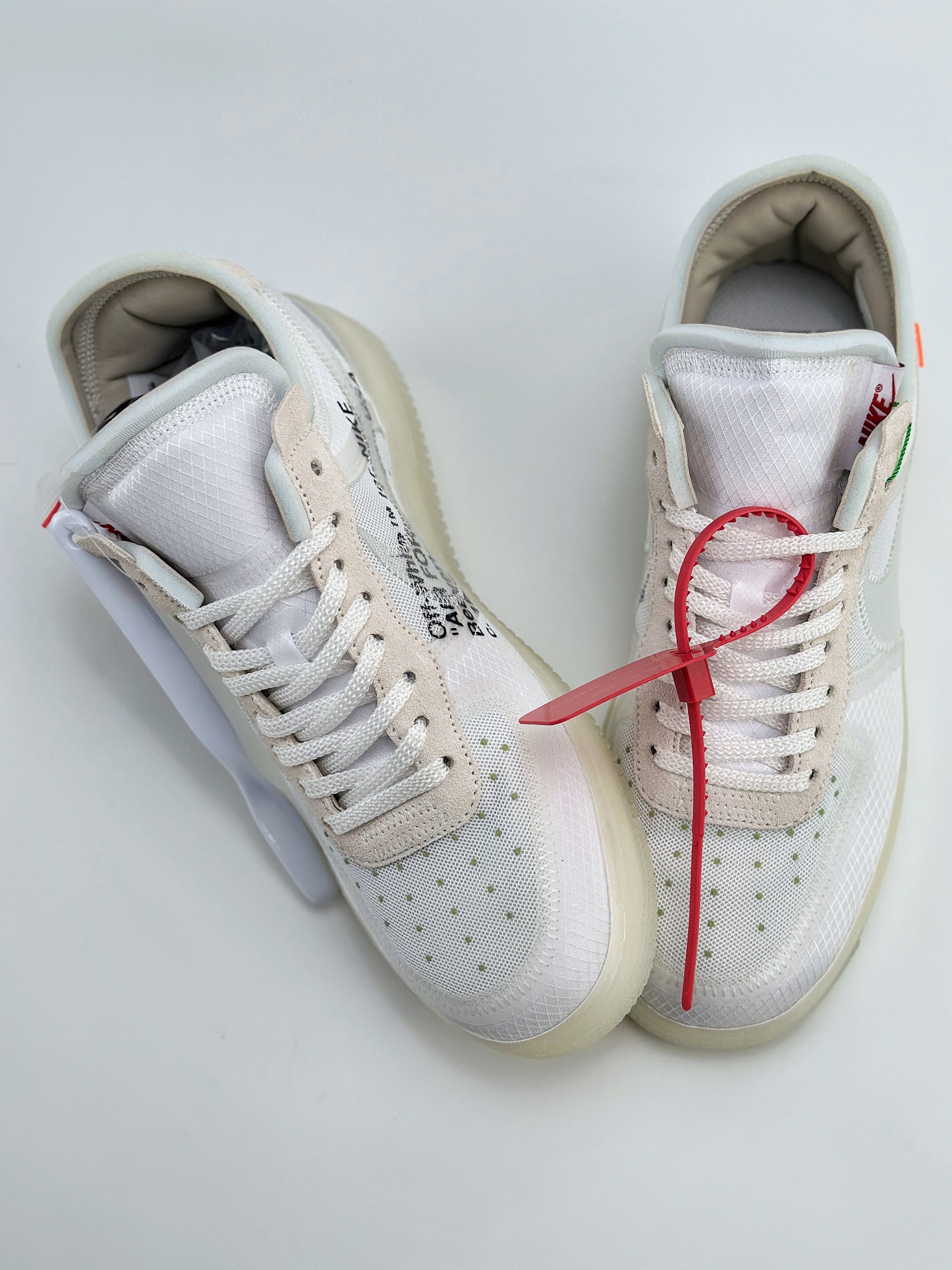 Nike Air Force 1 Low 07 x OFF-WHITE Virgil The The 白 AO4606-100