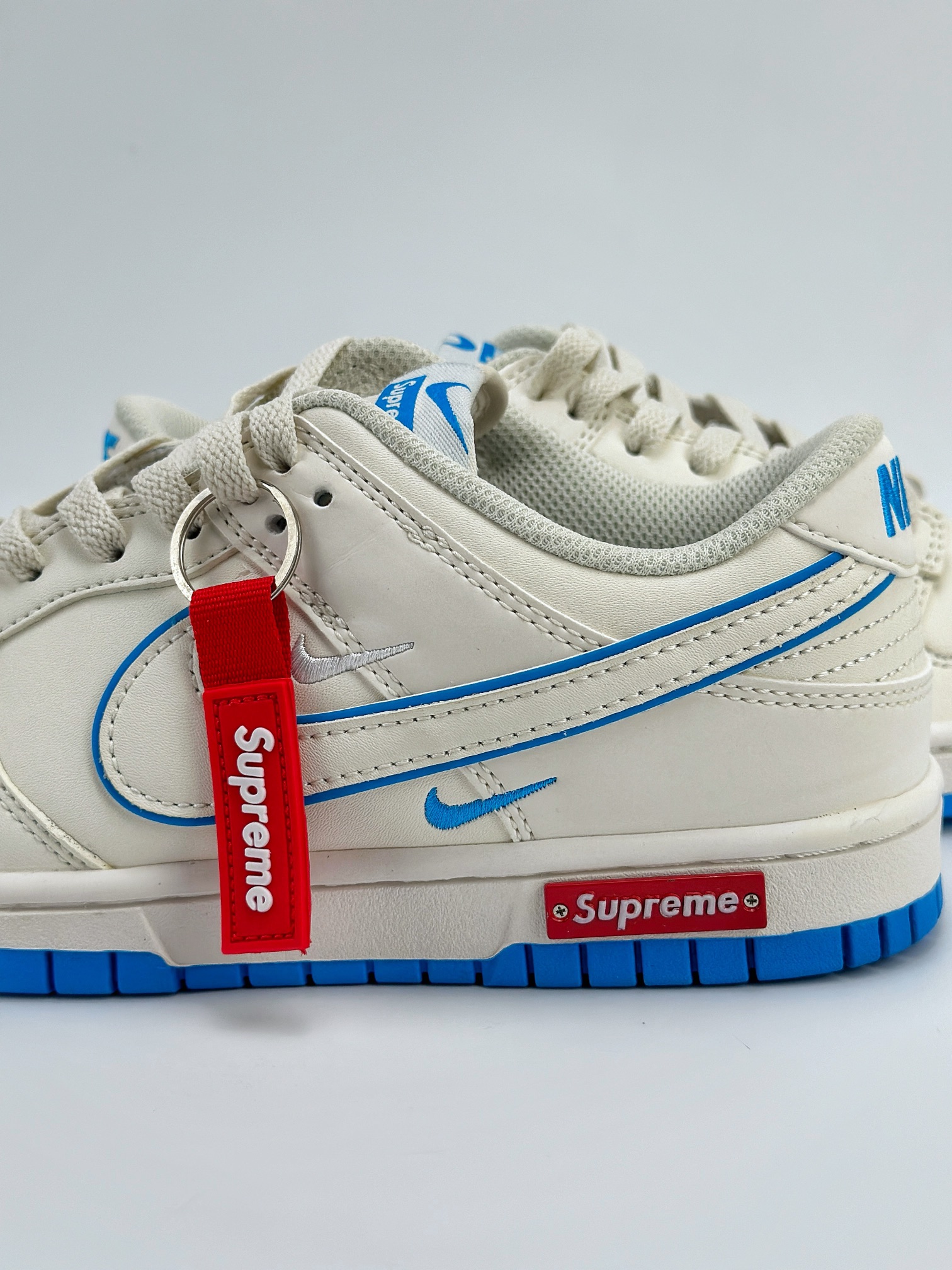 Nike SB Dunk Low x Supreme 白天蓝三小钩 DJ2024-012