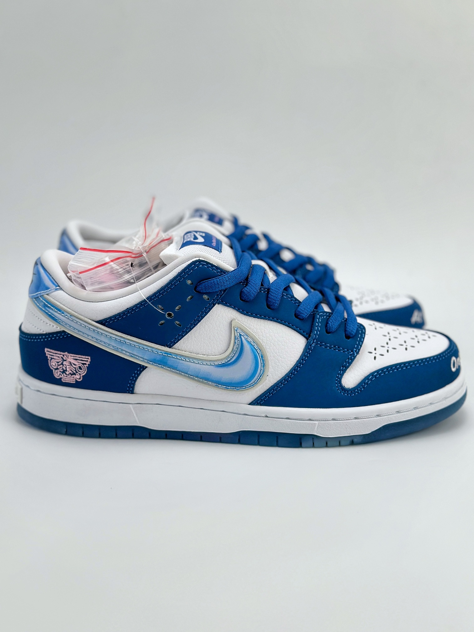 NIKE SB Dunk Low x Born x Raised 蓝白 出品 FN7819-400