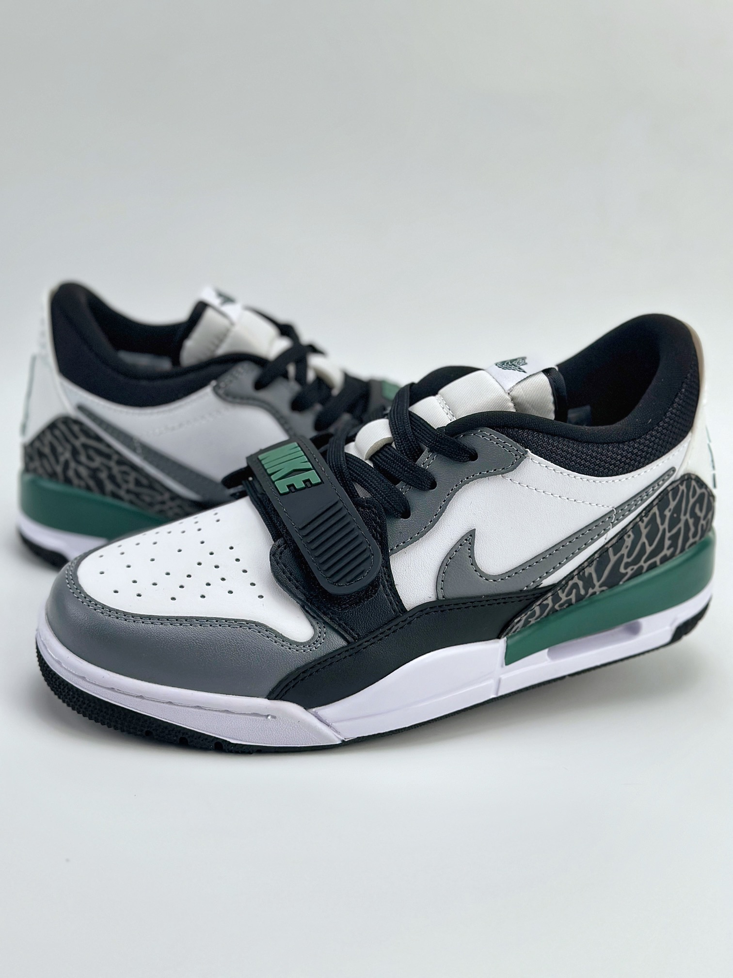 [Nike Air Jordan Legacy 312 Low ”Oxidized Green” CD7069-131