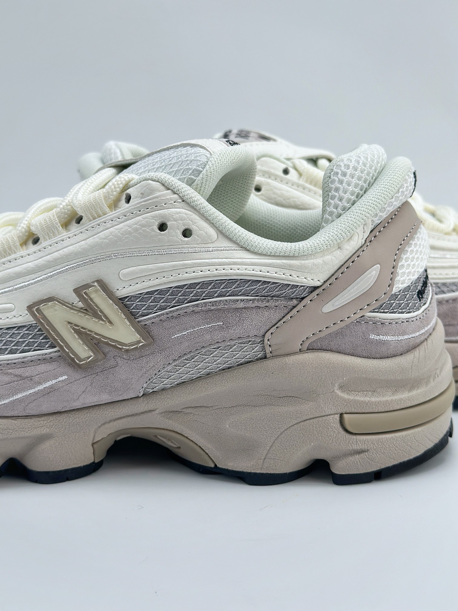 New Balance M1000 白藕粉 M1000系列复古休闲运动慢跑鞋 M1000MB