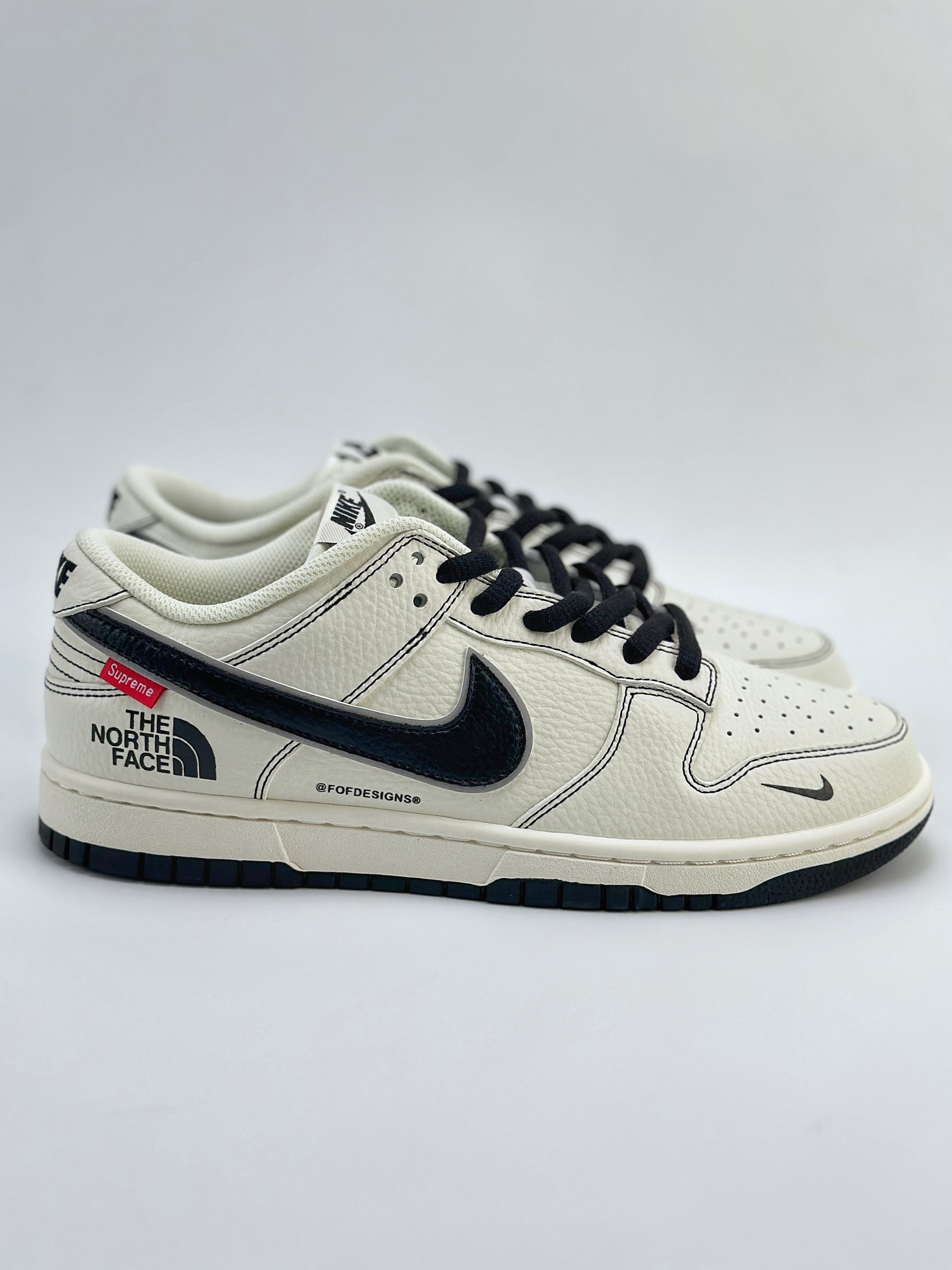 SB Dunk Low x The North Face 白黑小钩 BM0234-501