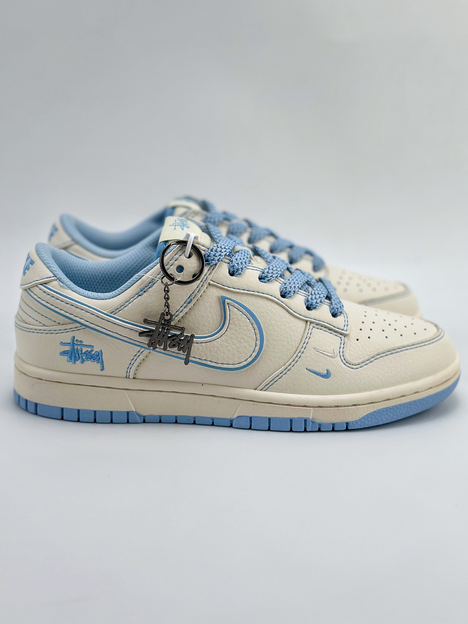 Nike SB Dunk Low x Stuy 白天蓝双小钩满天星 BB1818-101