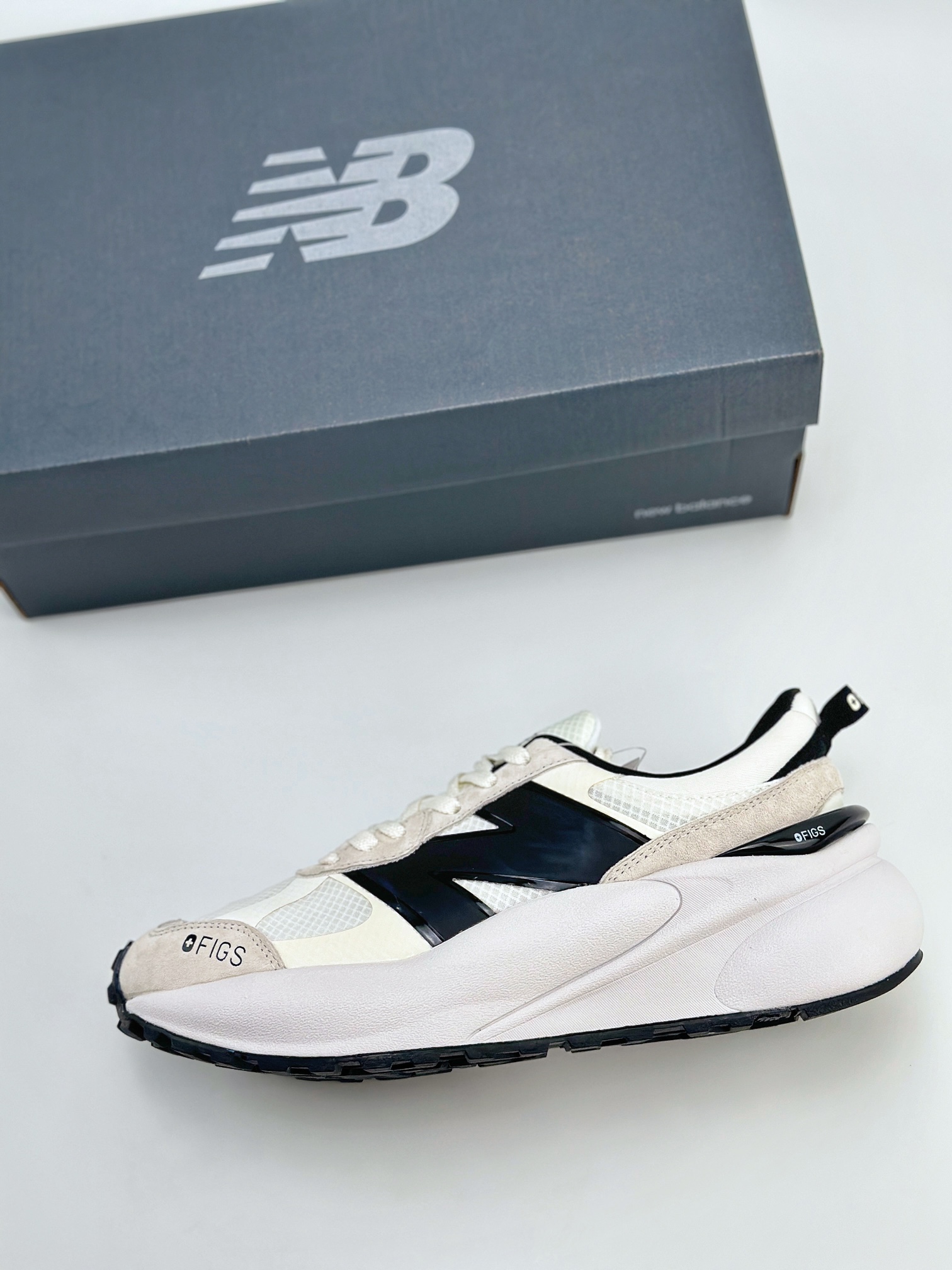 NB新百伦 New Balance U3447 Figs 低帮复古休闲运动慢跑鞋 U3447LC