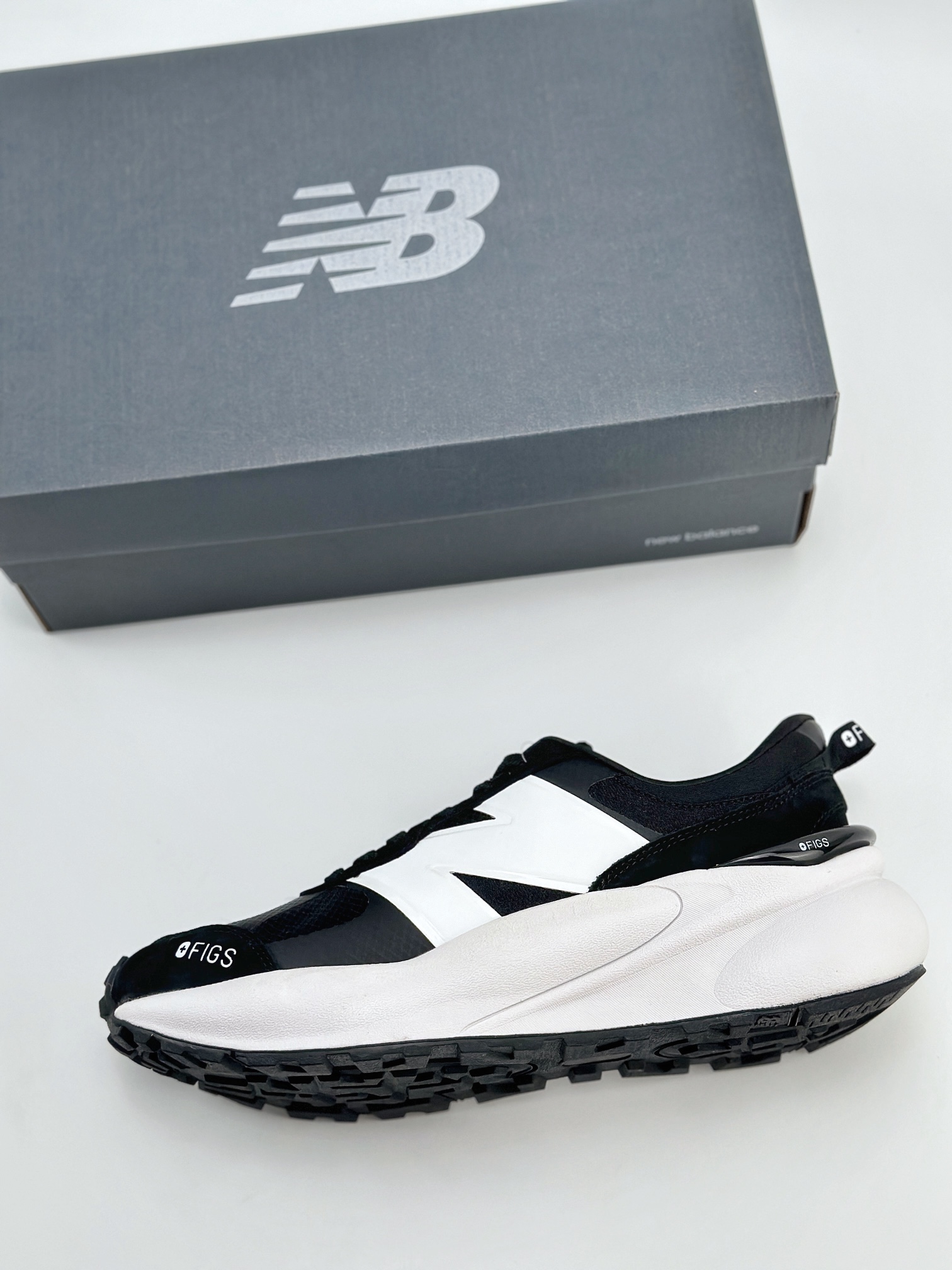 NB新百伦 New Balance U3447 Figs 低帮复古休闲运动慢跑鞋 U3447LB